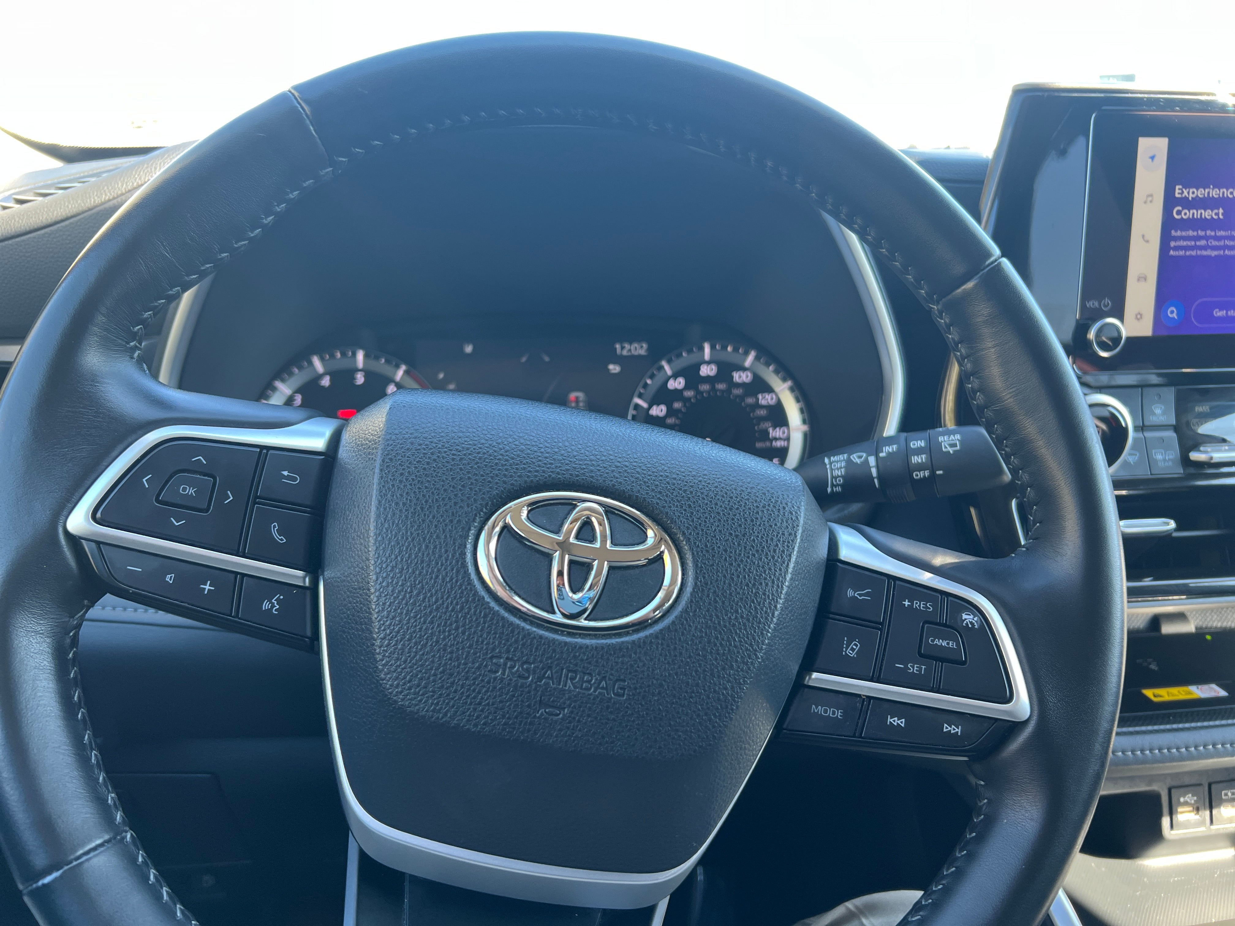 2023 Toyota Highlander XLE 5