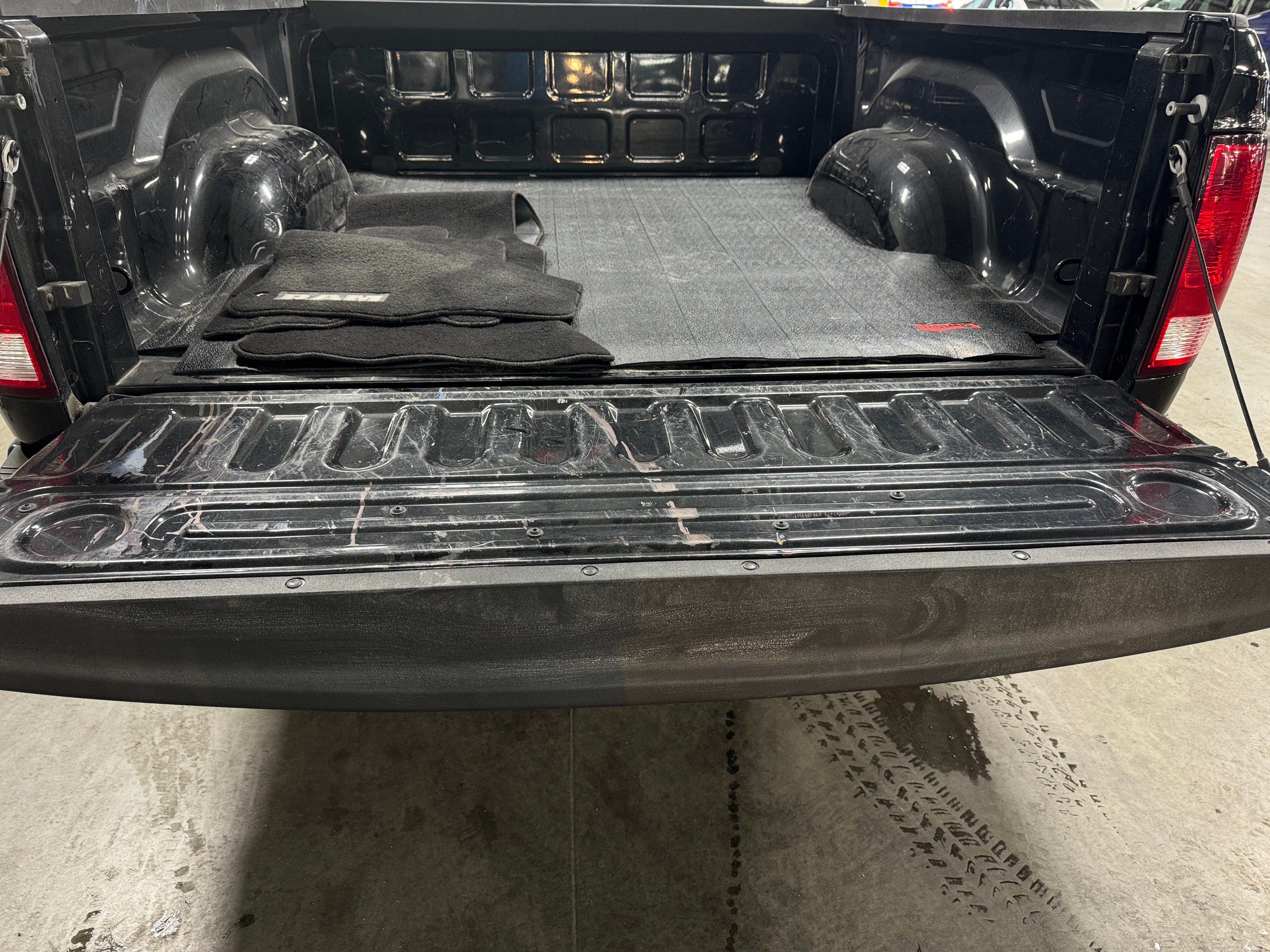 2019 RAM 1500 Classic Express 7