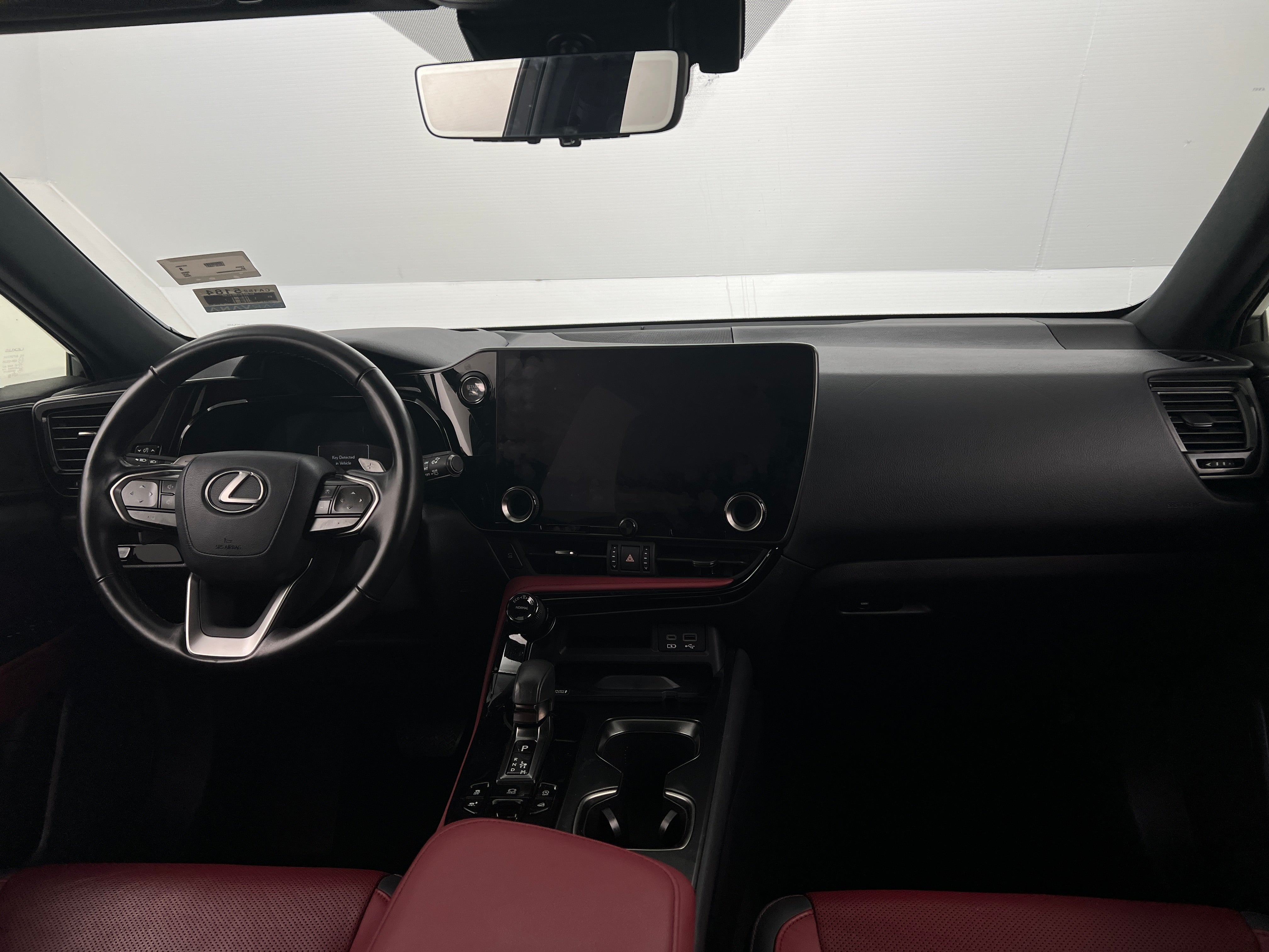 2022 Lexus NX 350 Luxury 2