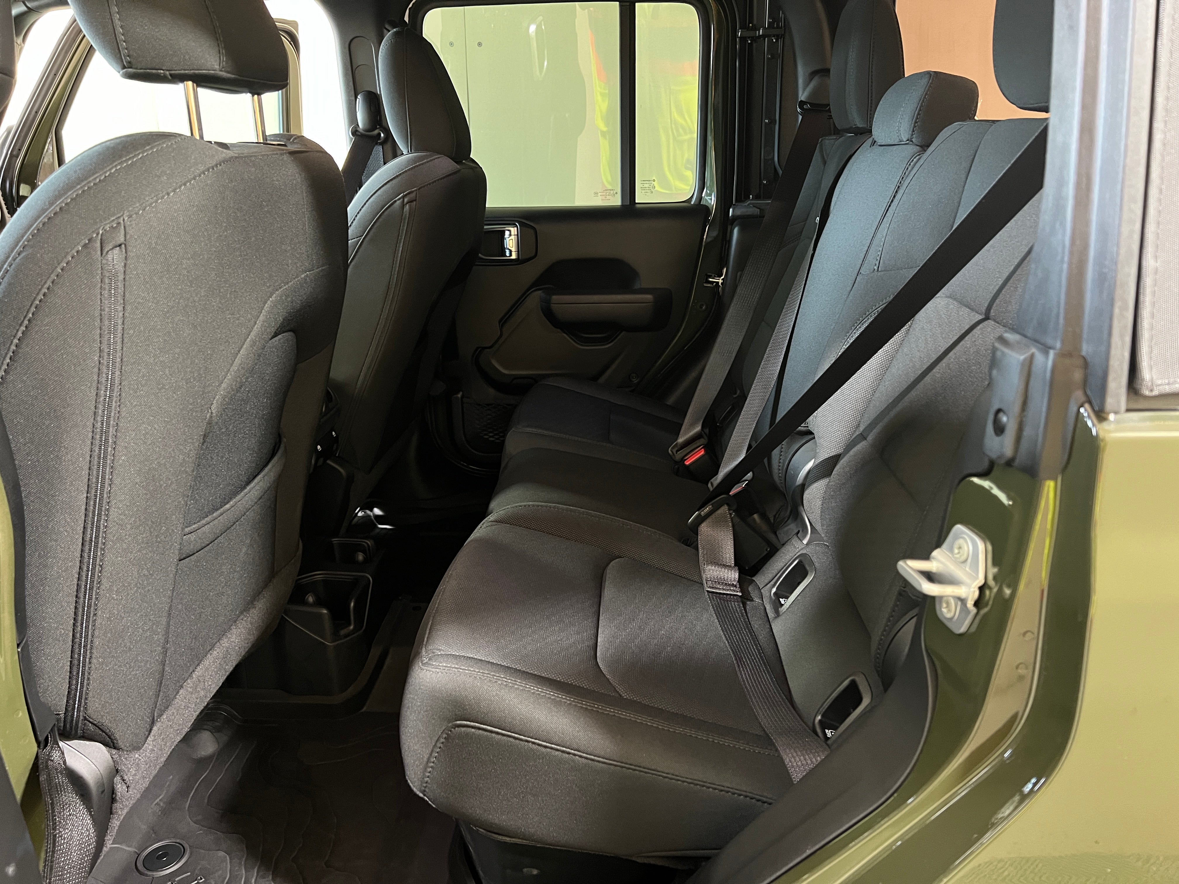 Thumbnail: 2023 Jeep Gladiator - 6