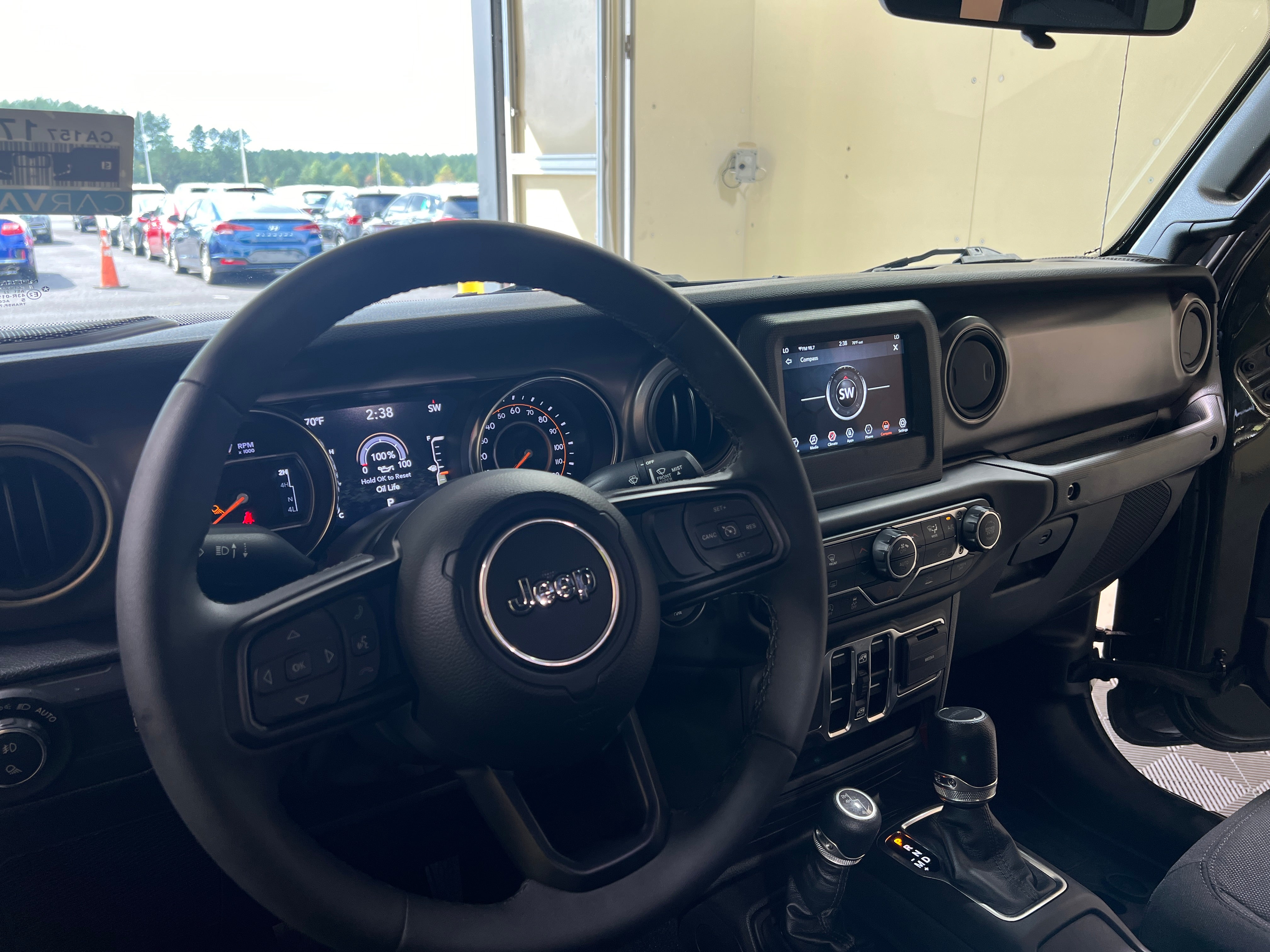 Thumbnail: 2023 Jeep Gladiator - 3