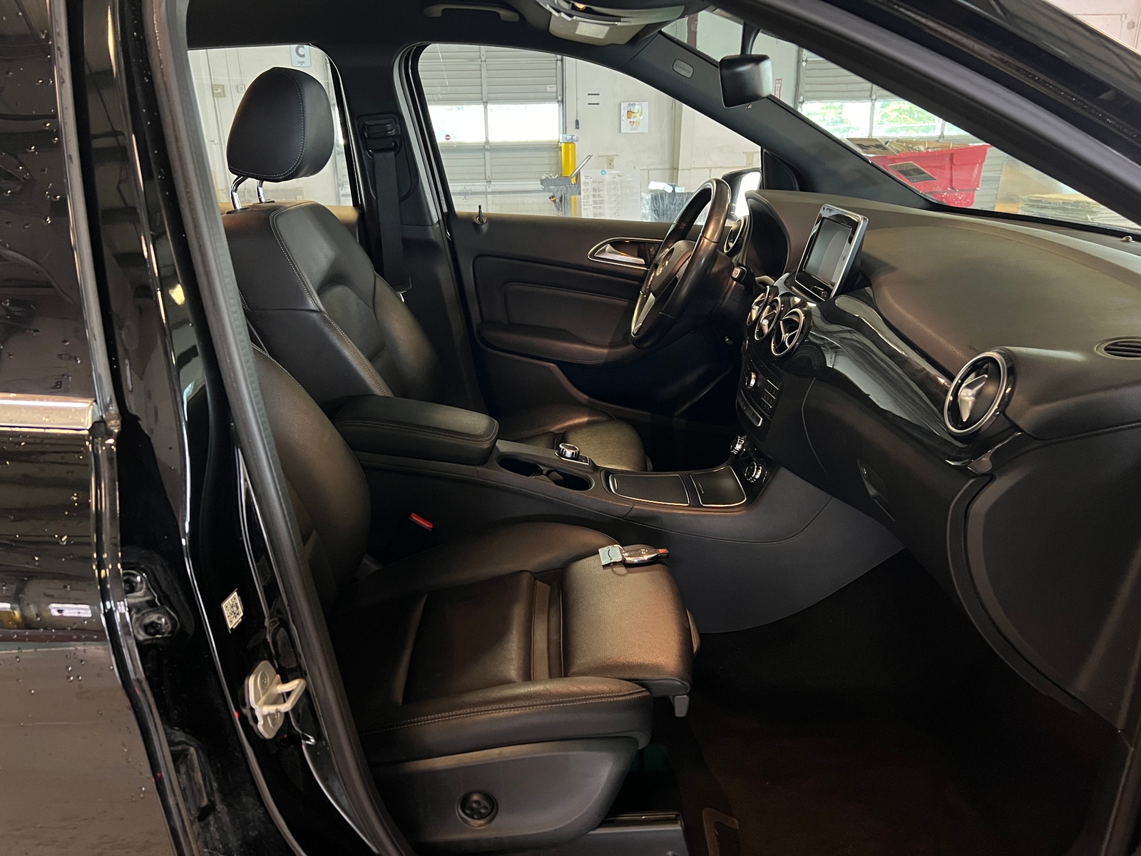 Thumbnail: 2017 Mercedes-Benz B-Class - 2