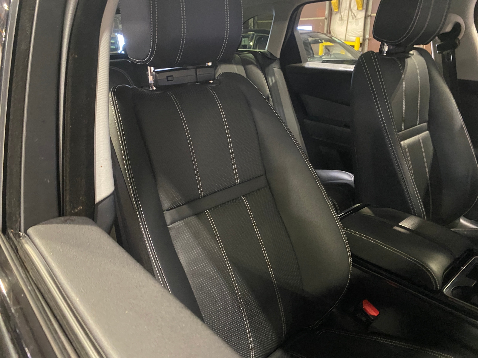 Thumbnail: 2018 Land Rover Range Rover Velar - 2