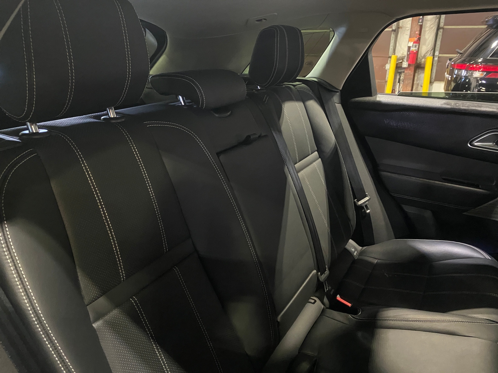 Thumbnail: 2018 Land Rover Range Rover Velar - 6