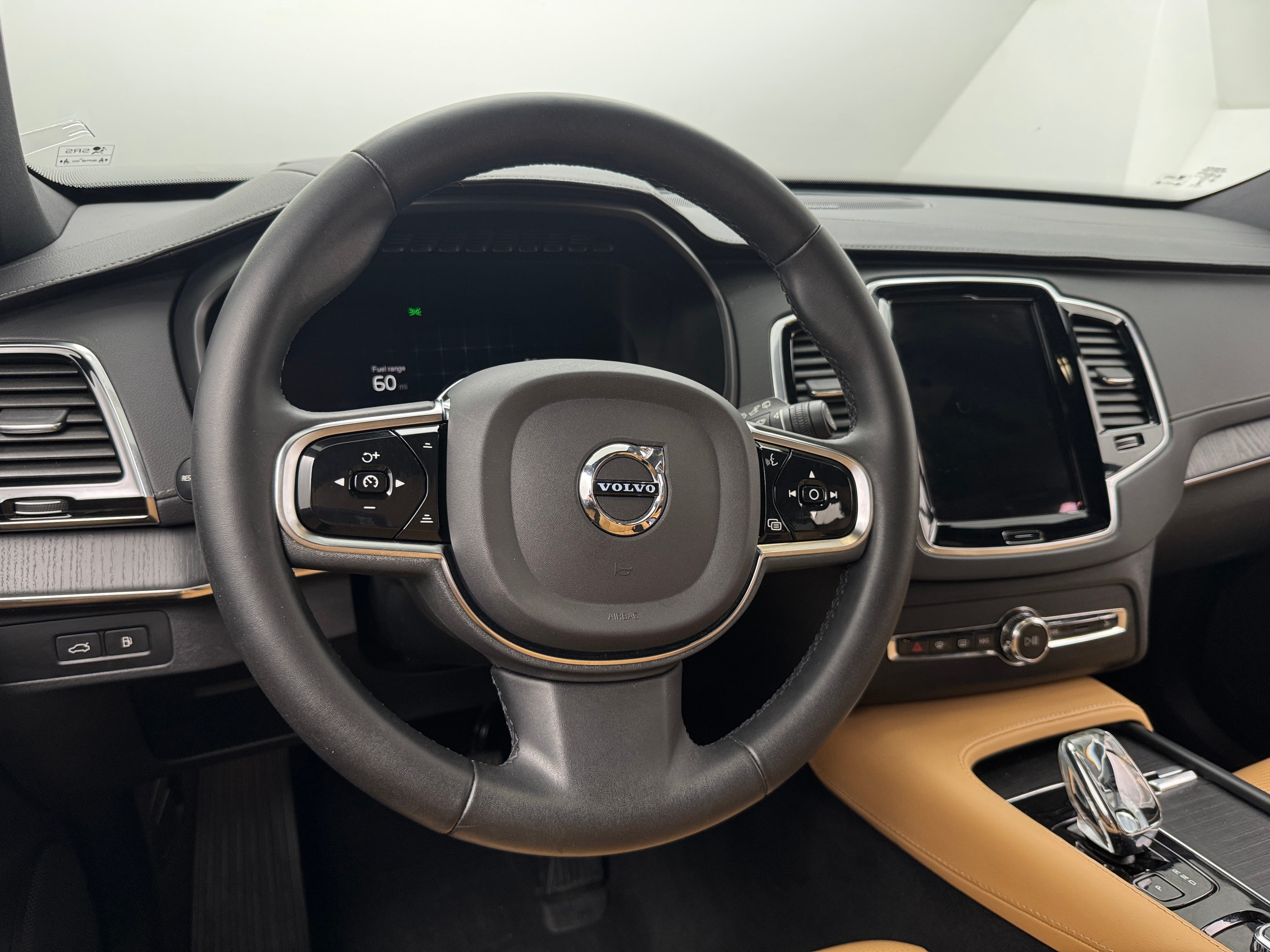 2023 Volvo XC90 T8 Plus 5