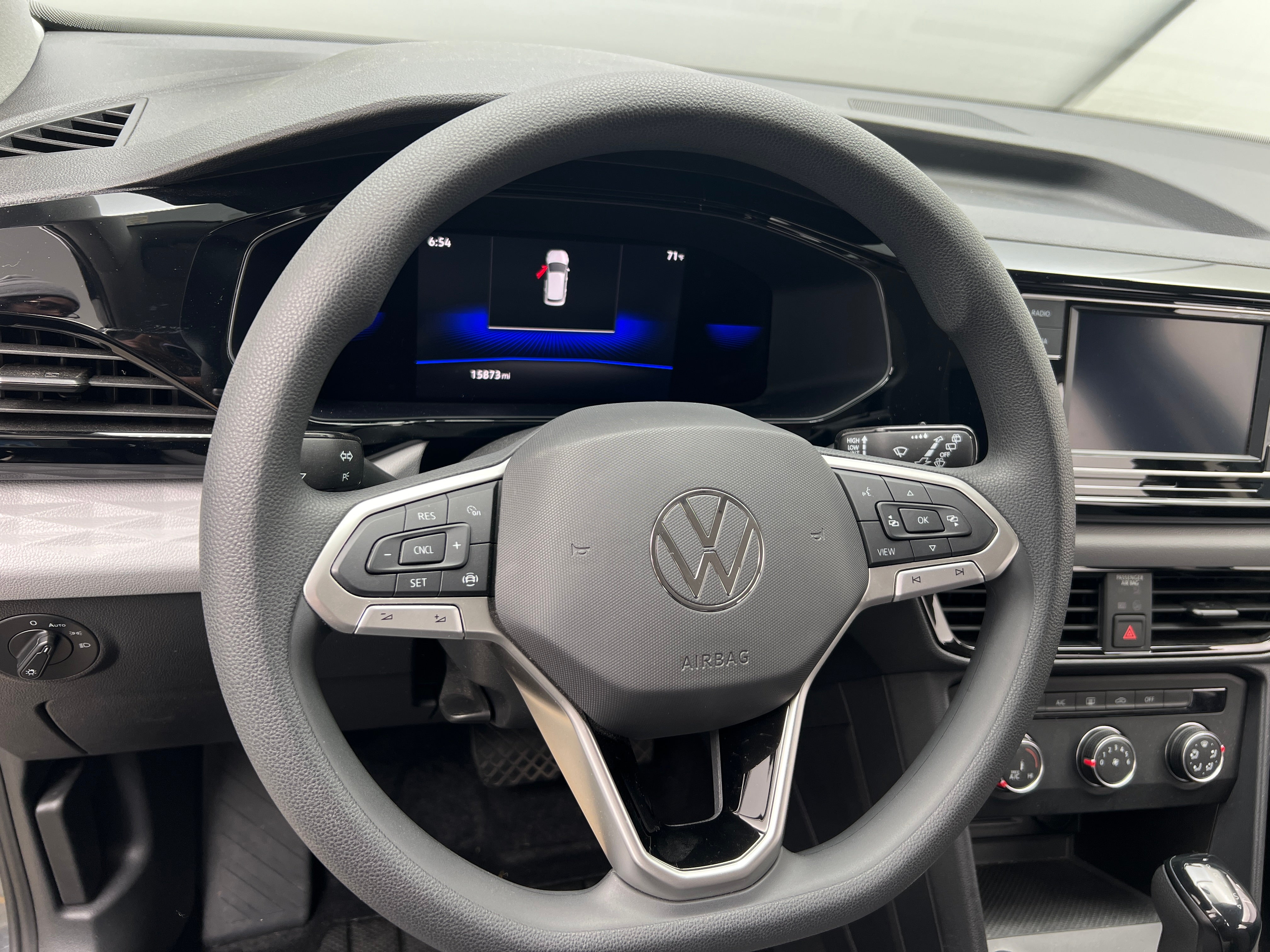 2022 Volkswagen Taos S 5