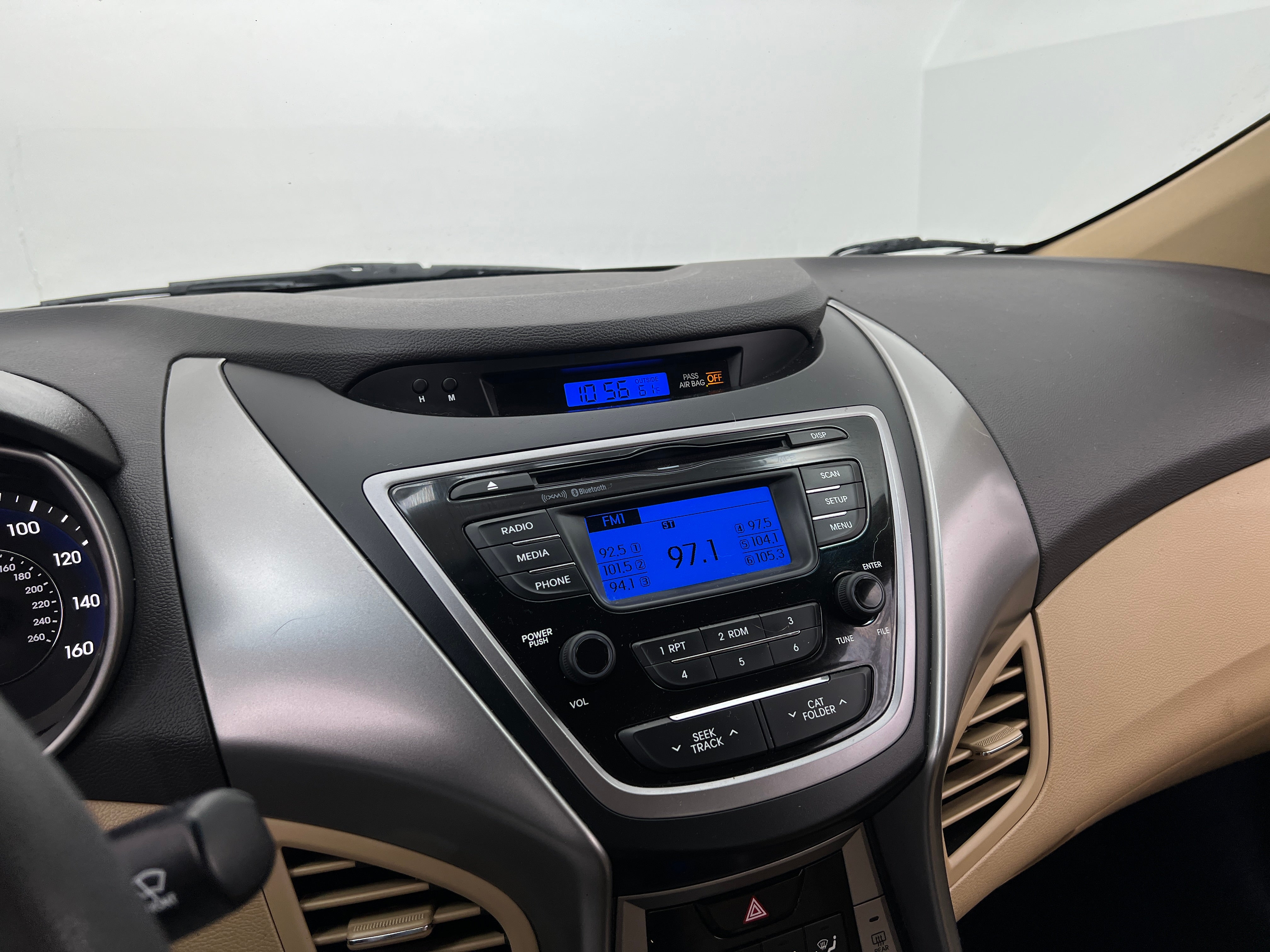 2013 Hyundai Elantra GLS 4