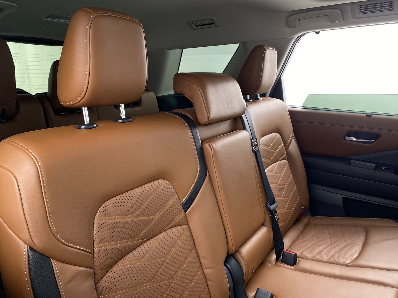 Thumbnail: 2022 Nissan Pathfinder - 6