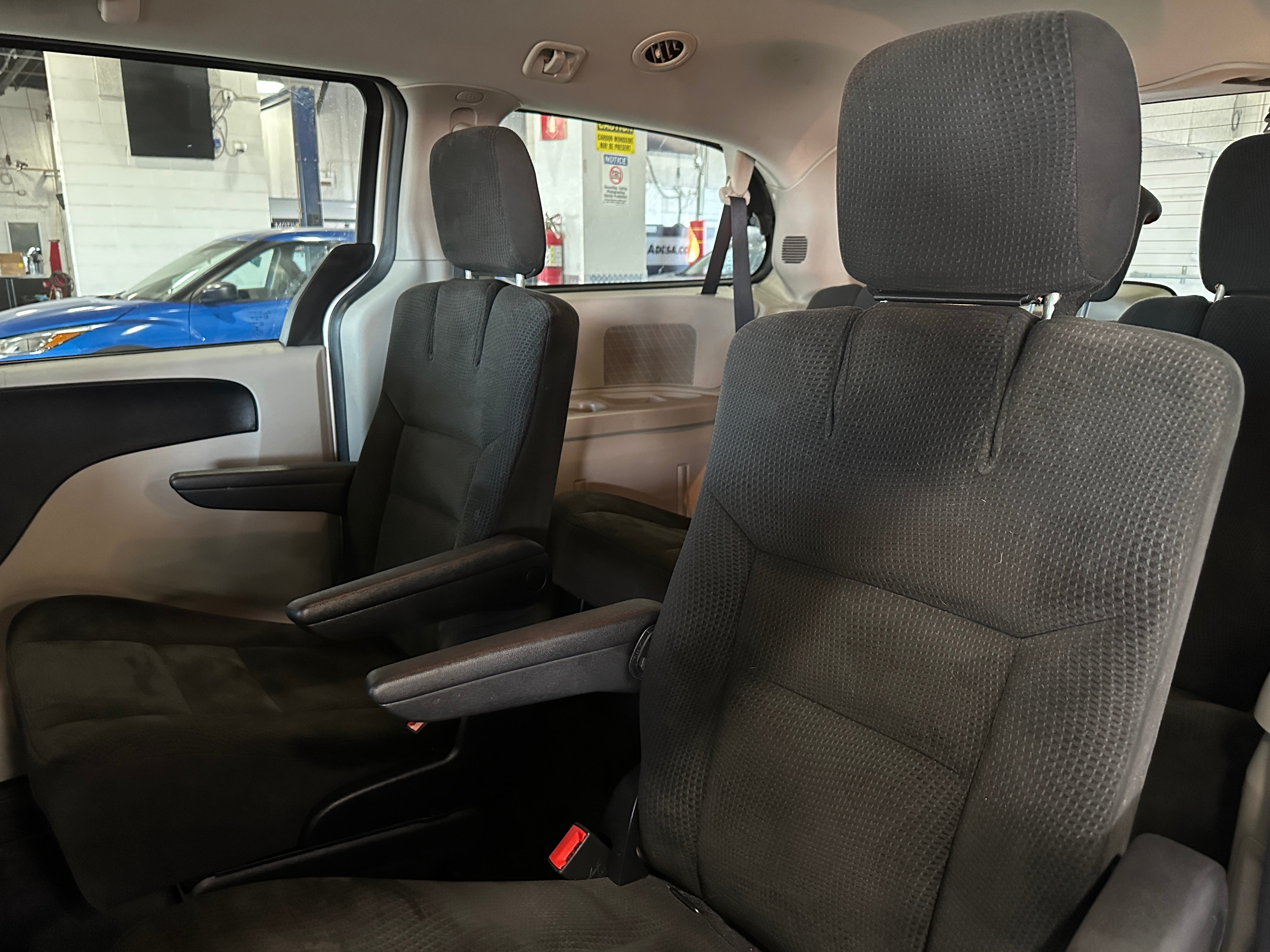 2015 Dodge Grand Caravan SE 6