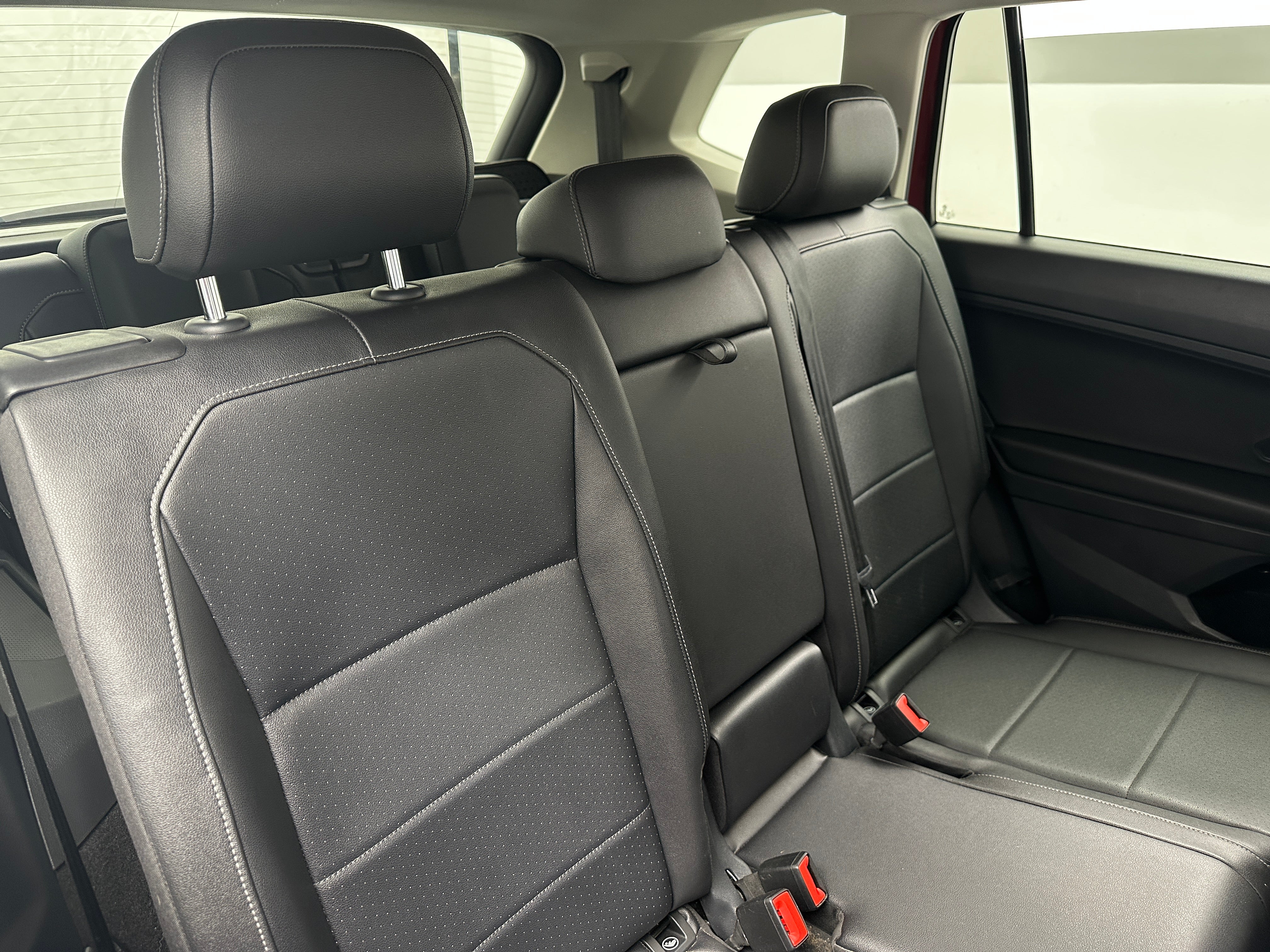 Thumbnail: 2020 Volkswagen Tiguan - 6