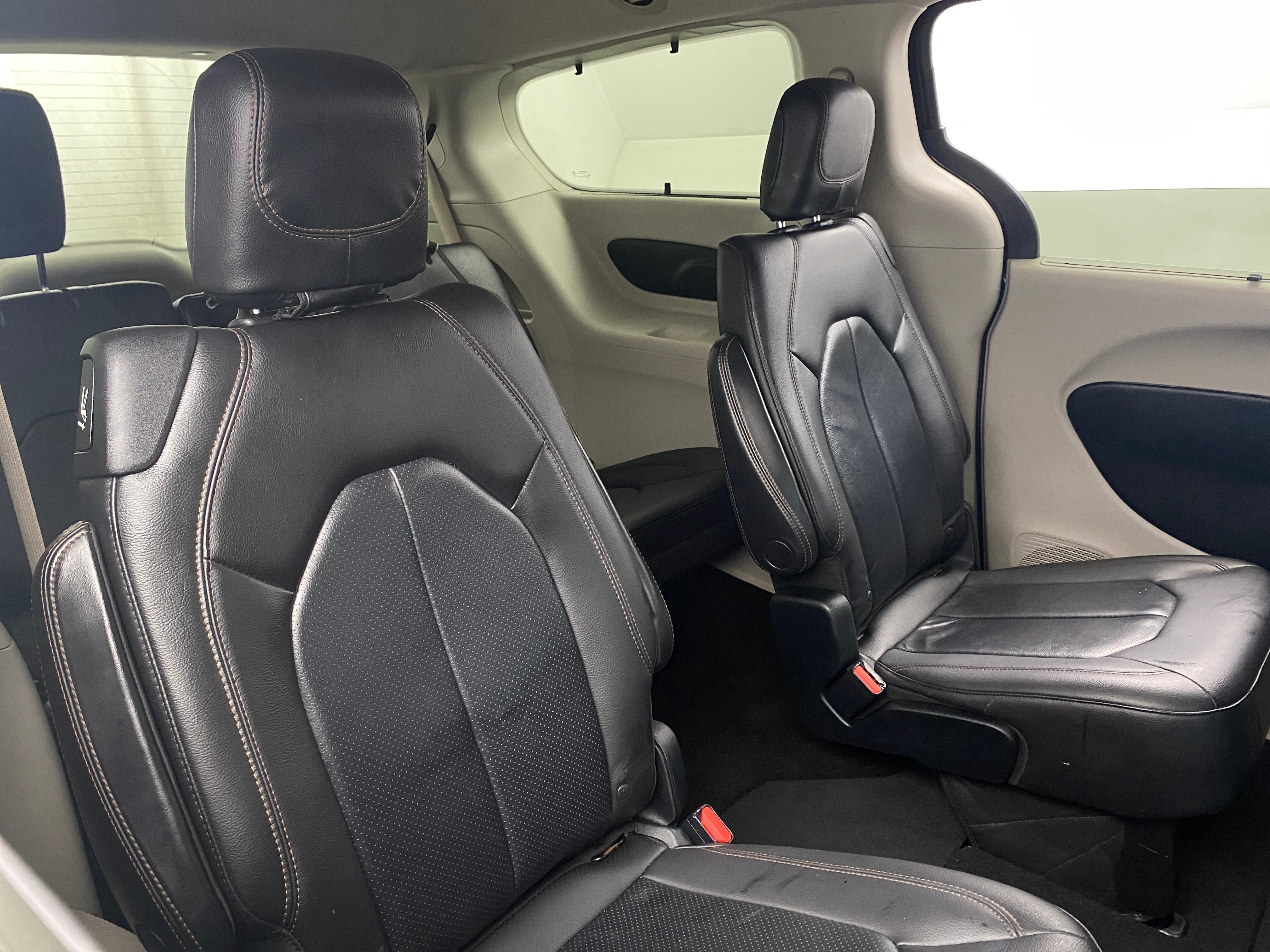 2018 Chrysler Pacifica Touring L 5