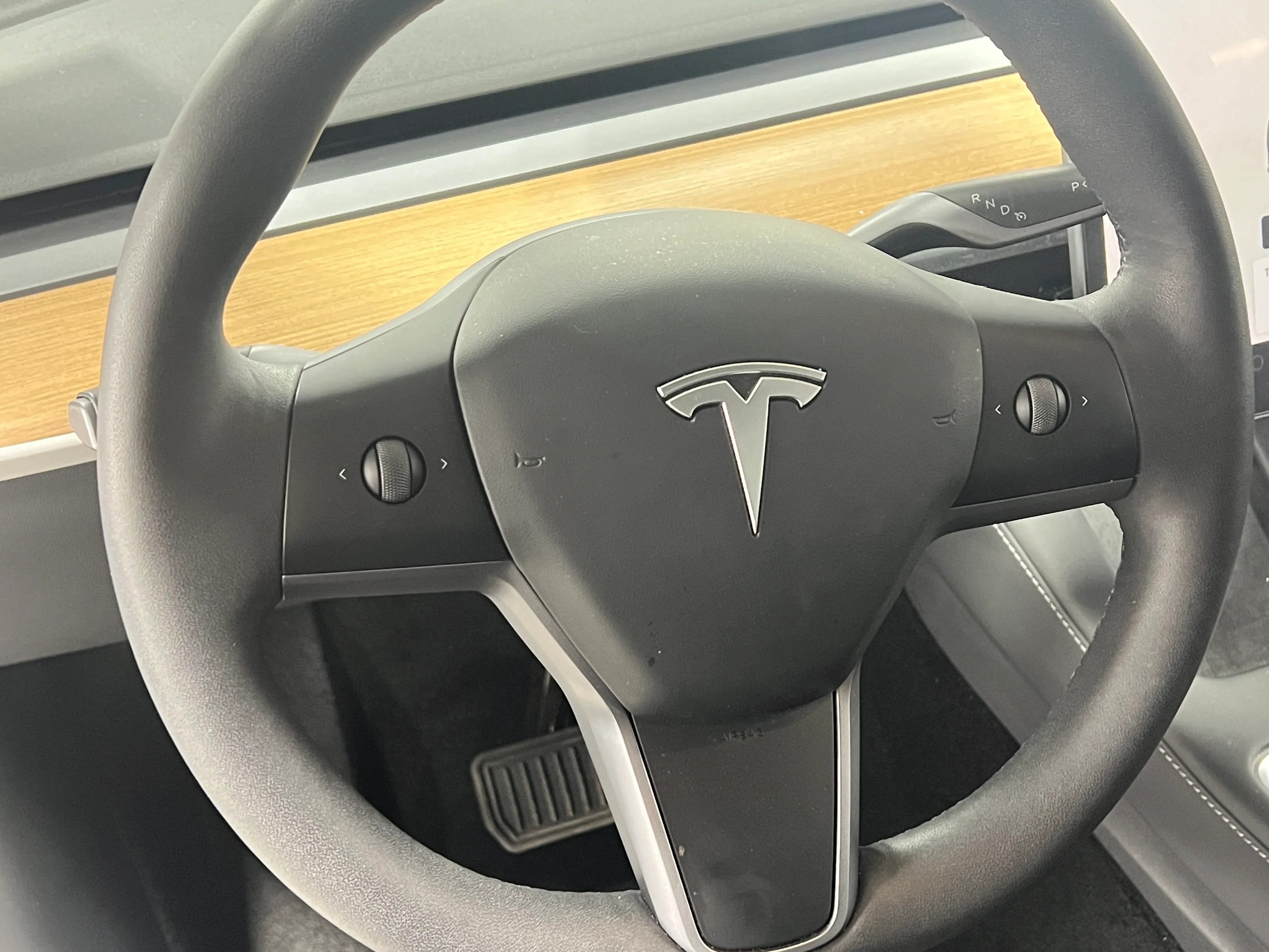 2023 Tesla Model Y Long Range 3