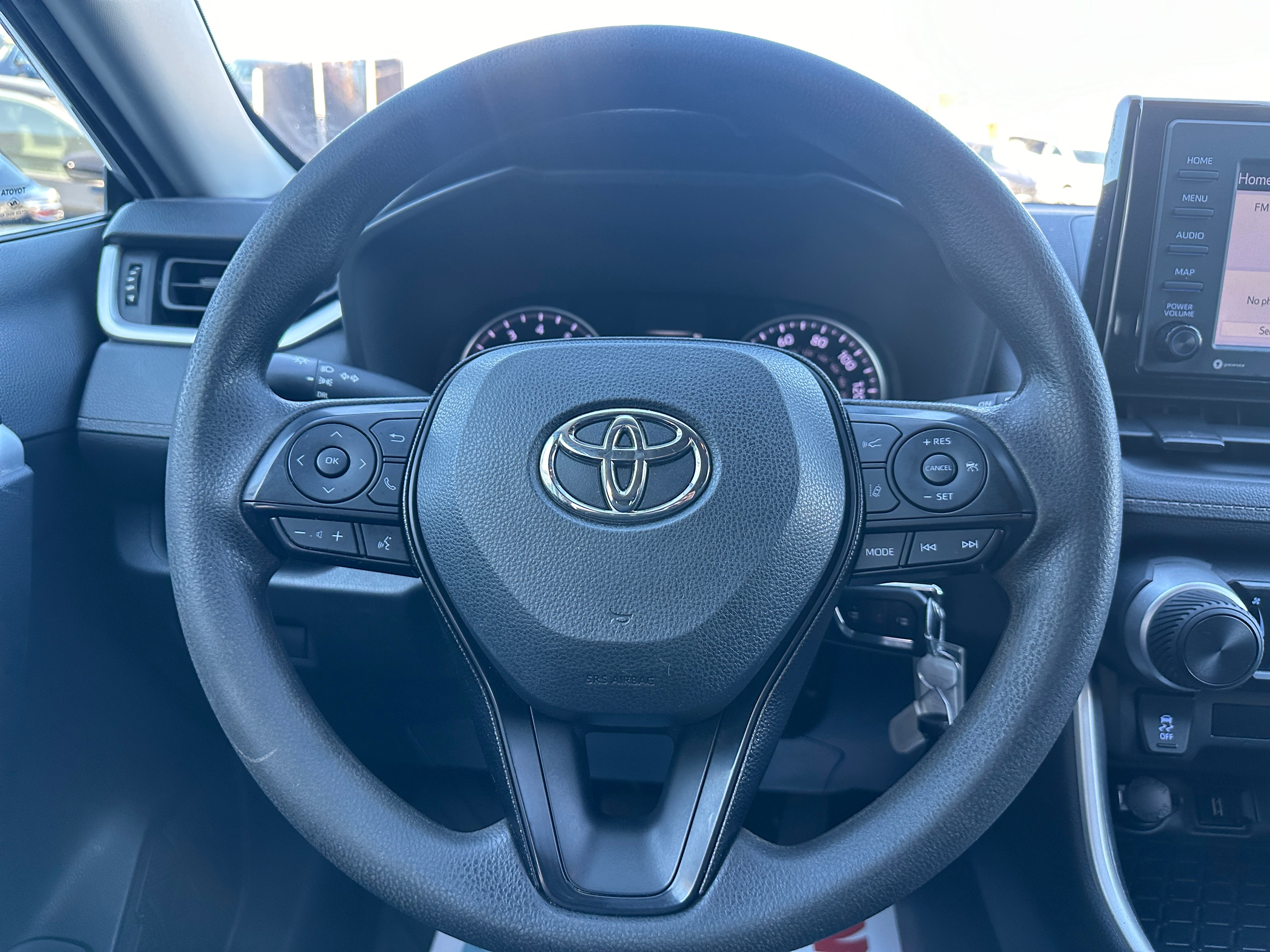 2021 Toyota RAV4 LE 5