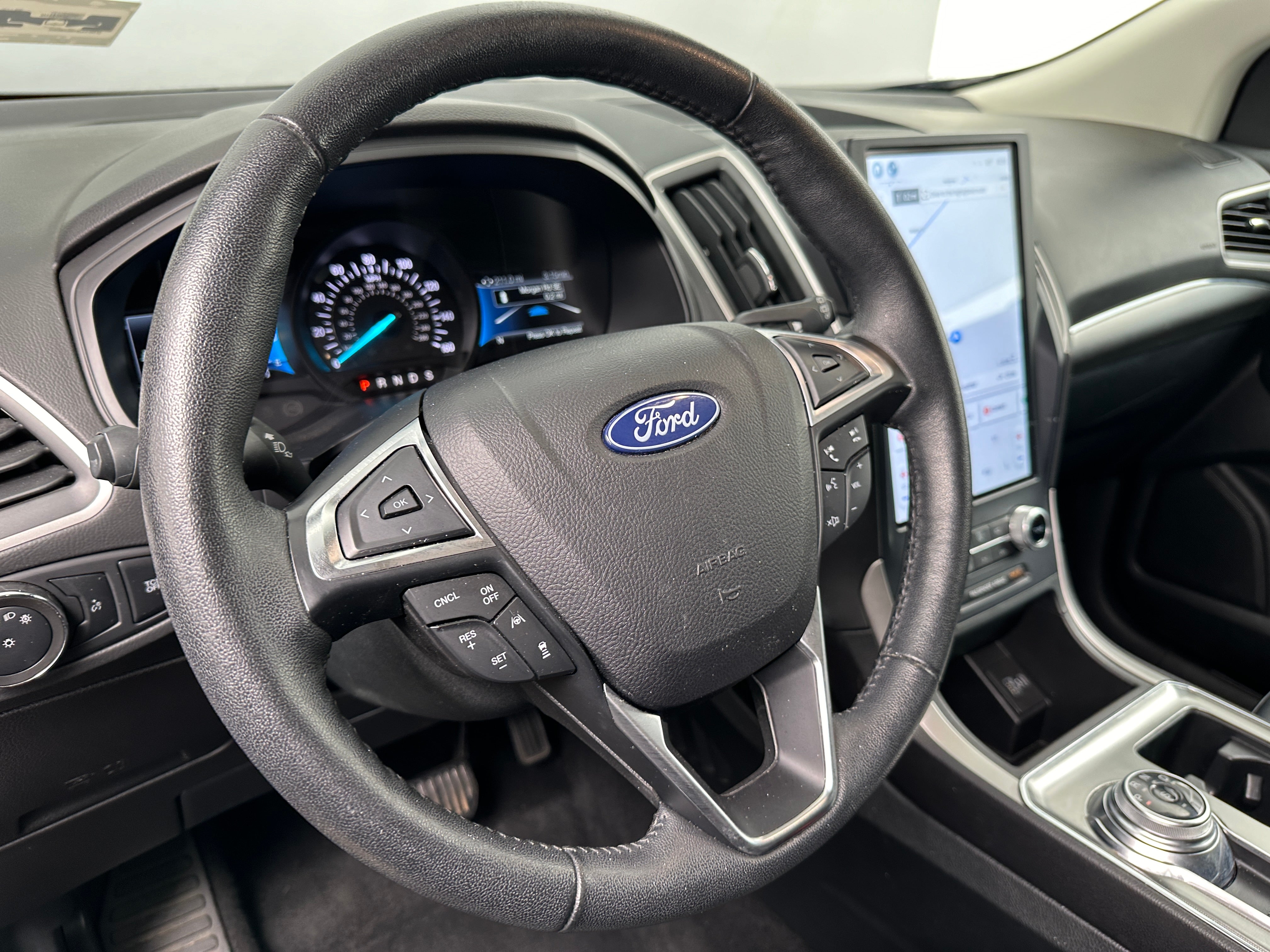 2022 Ford Edge SEL 5