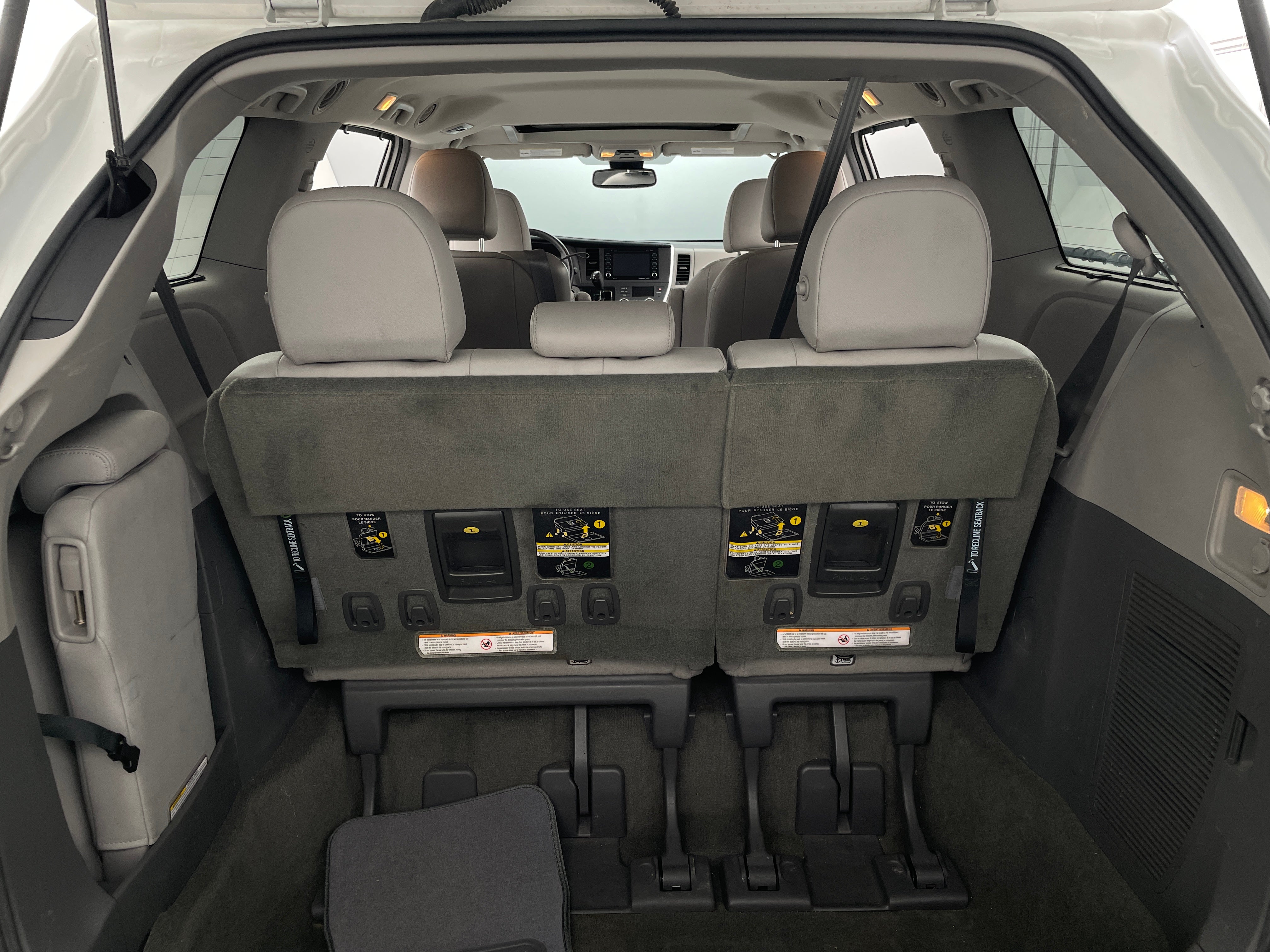 2018 Toyota Sienna XLE 7