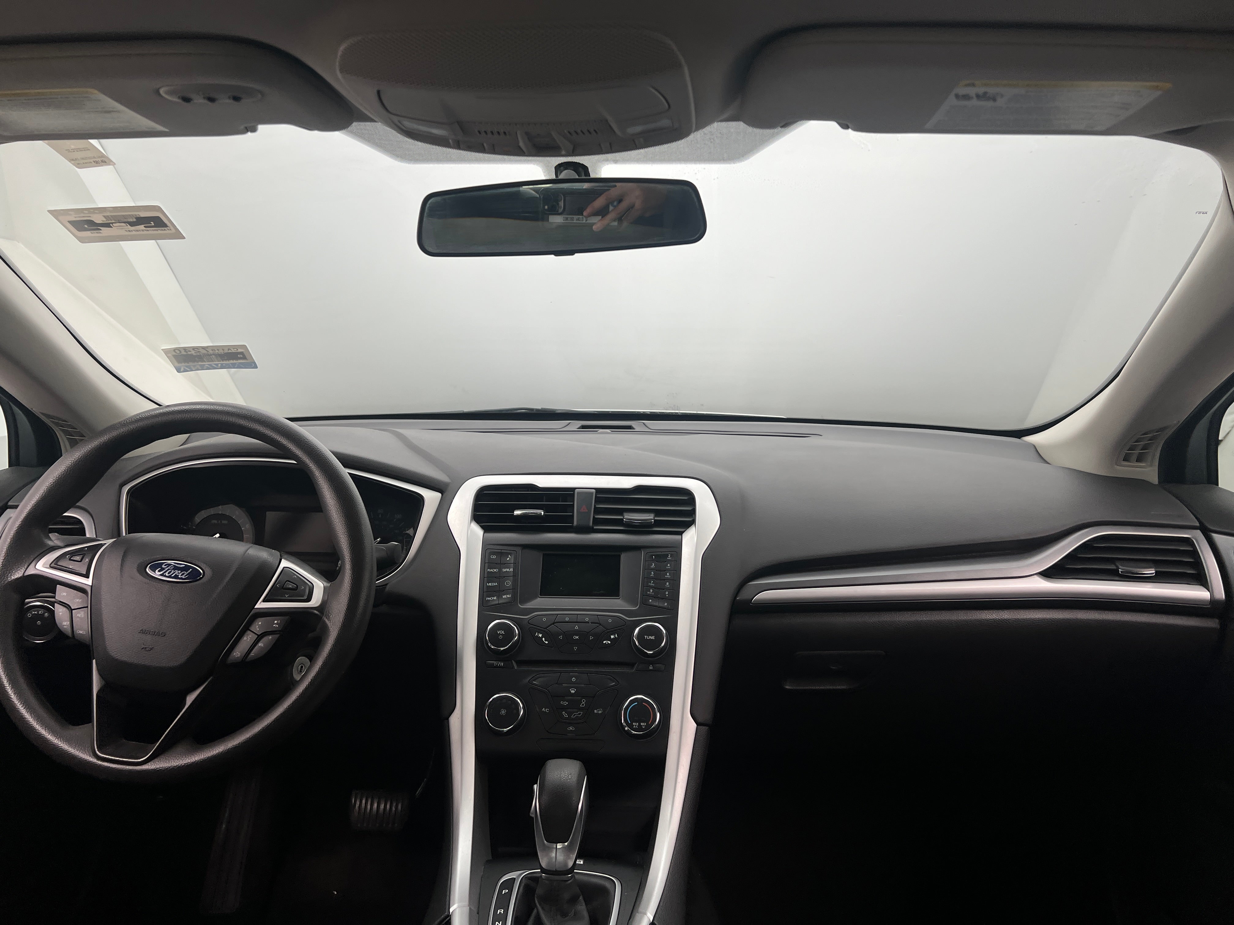 2015 Ford Fusion SE 3