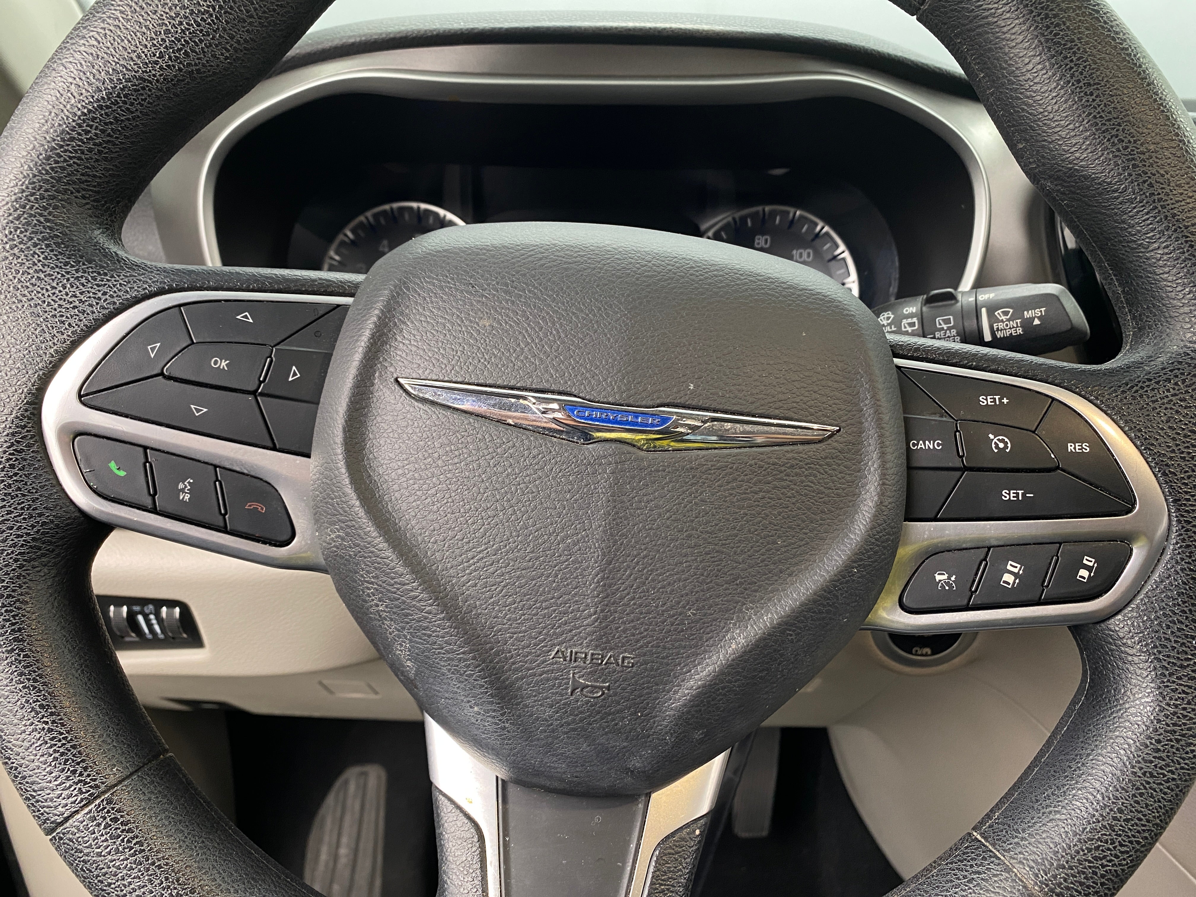 2021 Chrysler Pacifica Touring 5