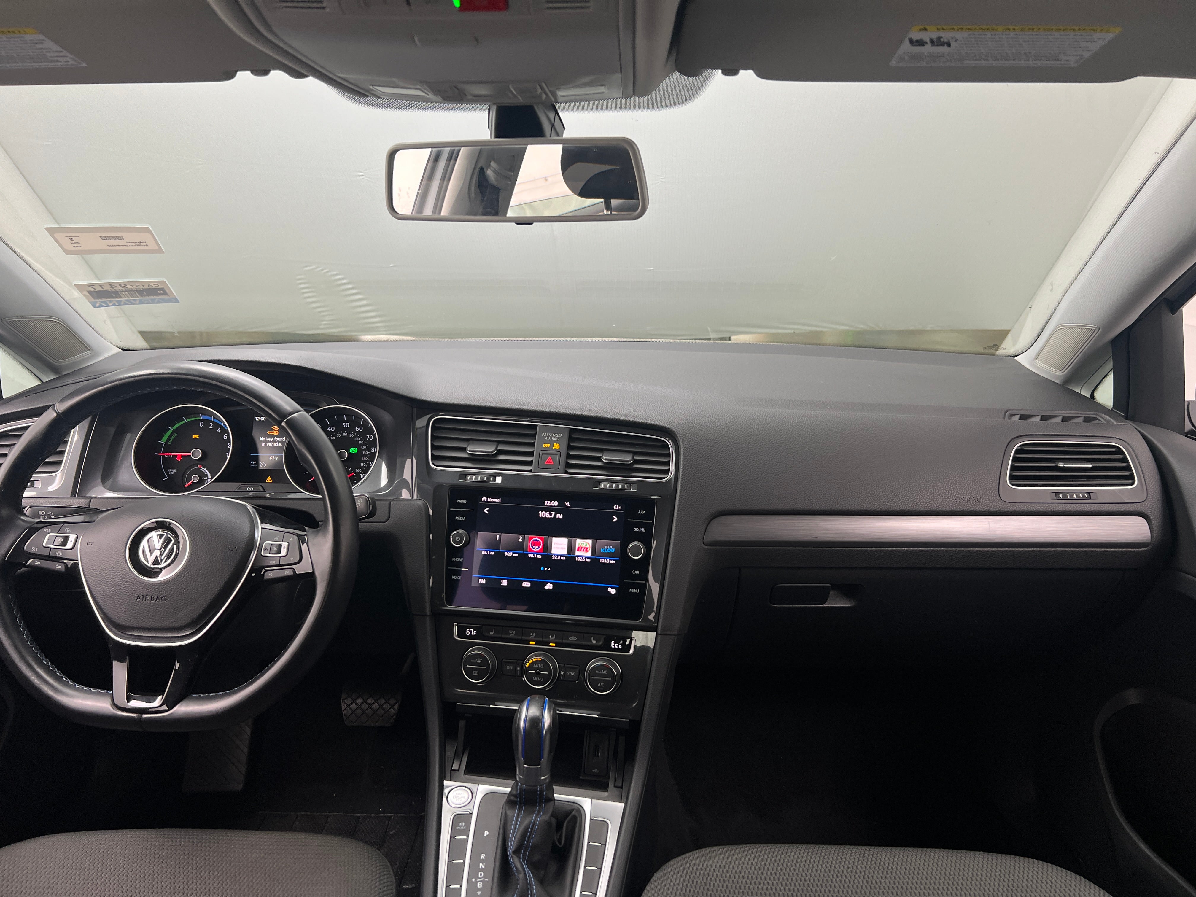 2019 Volkswagen e-Golf SE 3