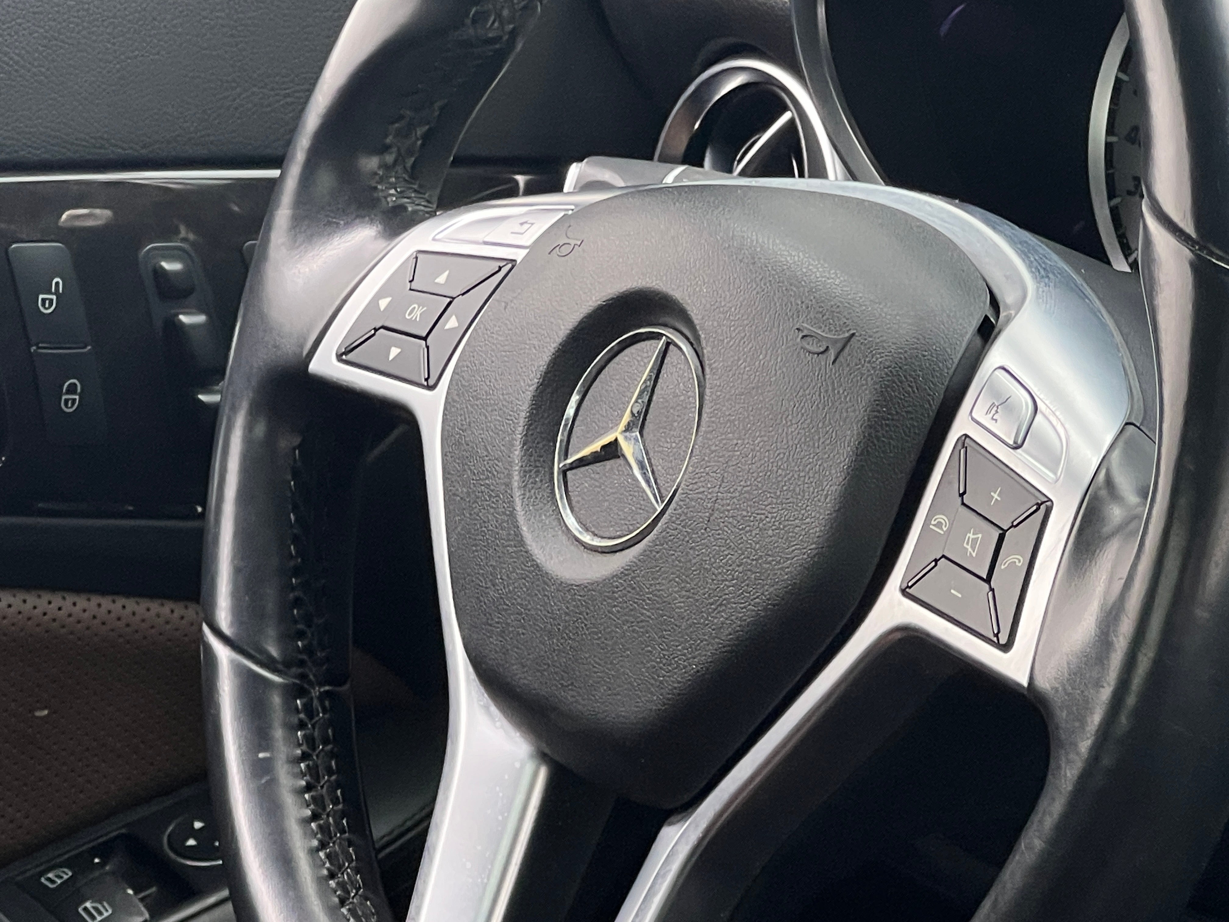 2015 Mercedes-Benz SLK 250 5