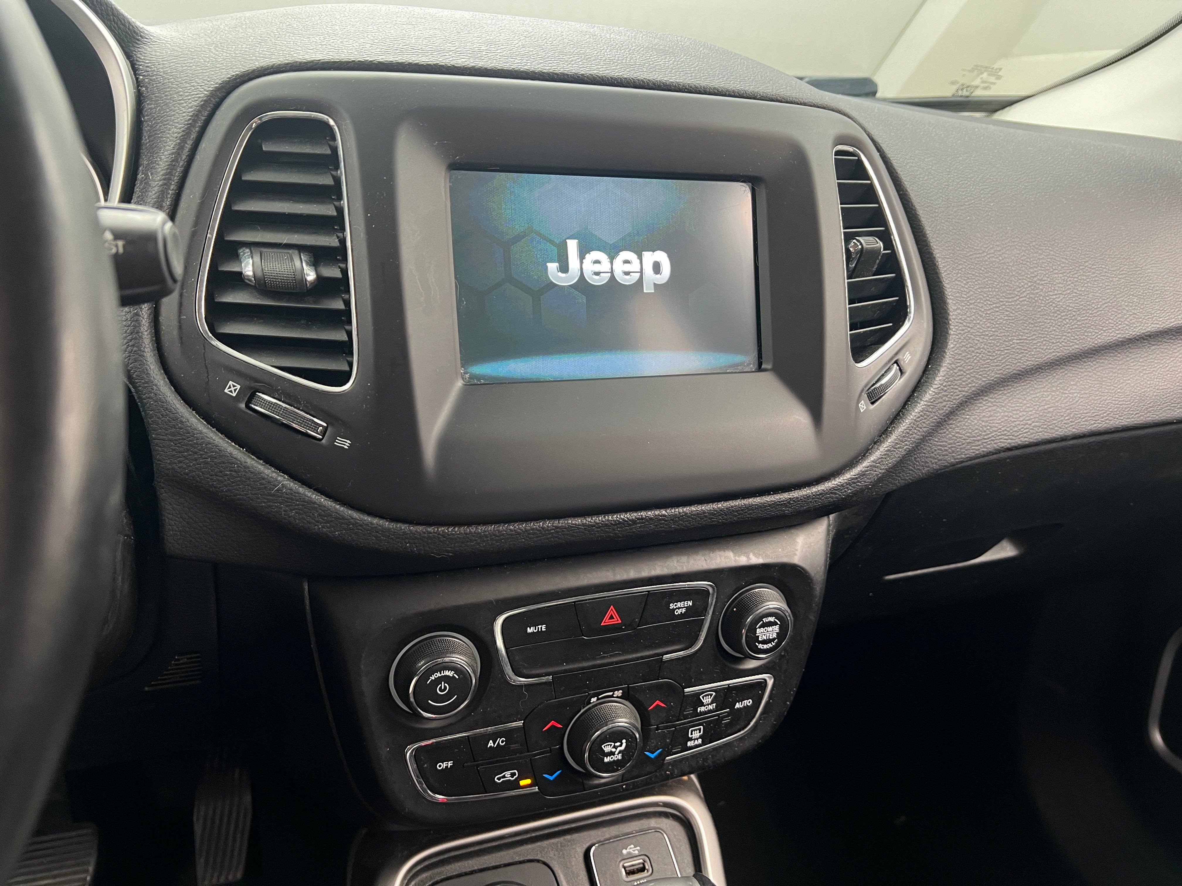 2017 Jeep Compass Latitude 4