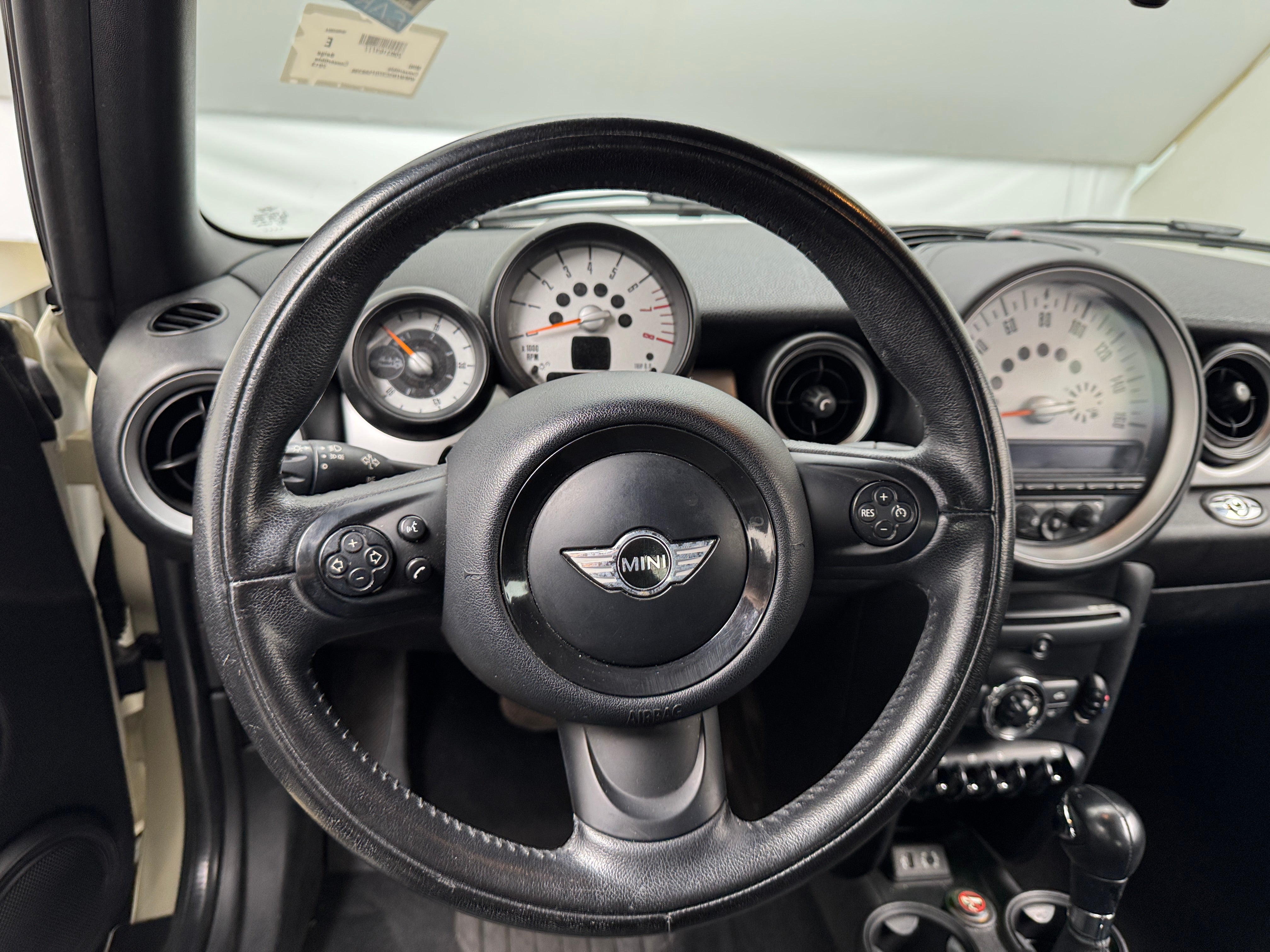 2013 MINI Cooper Convertible  5