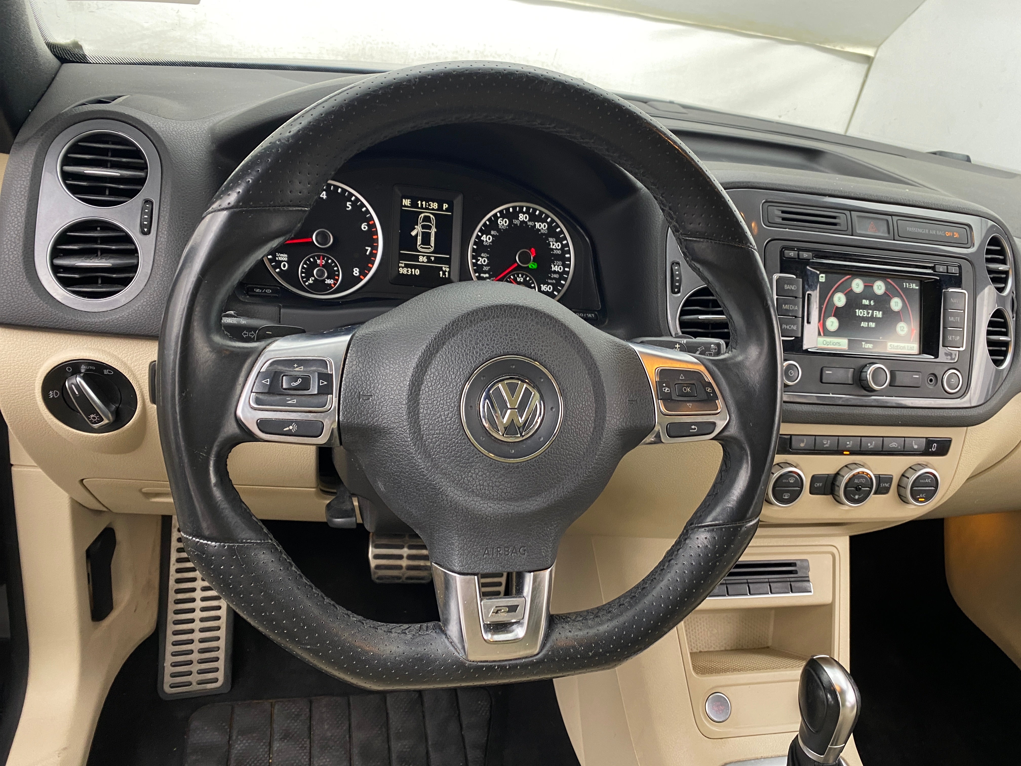 2014 Volkswagen Tiguan R-Line 4