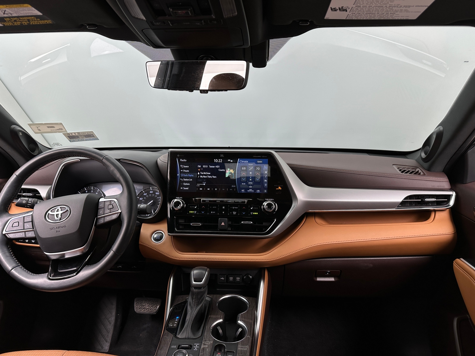 Thumbnail: 2021 Toyota Highlander - 2