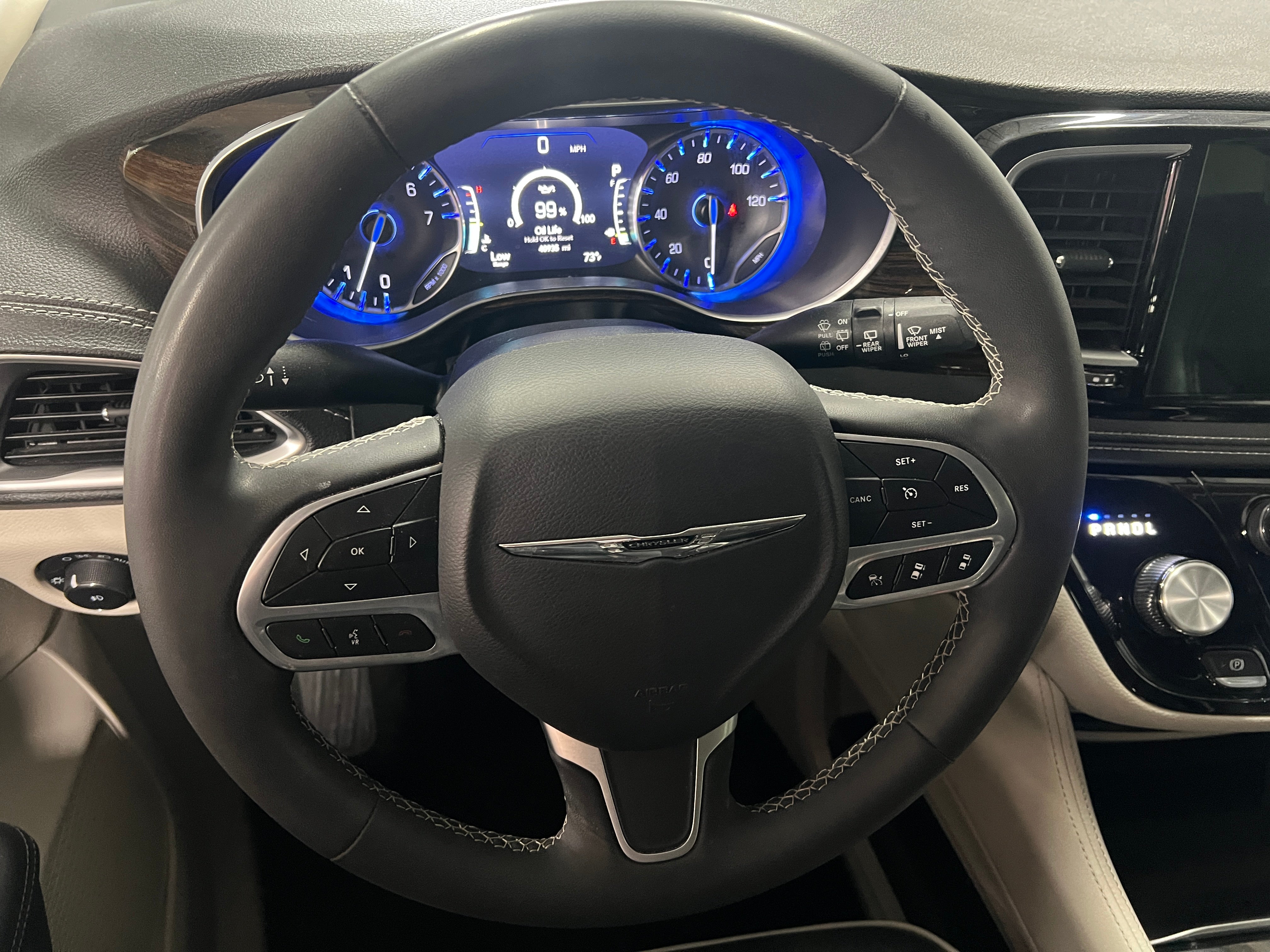 2023 Chrysler Pacifica Limited 5