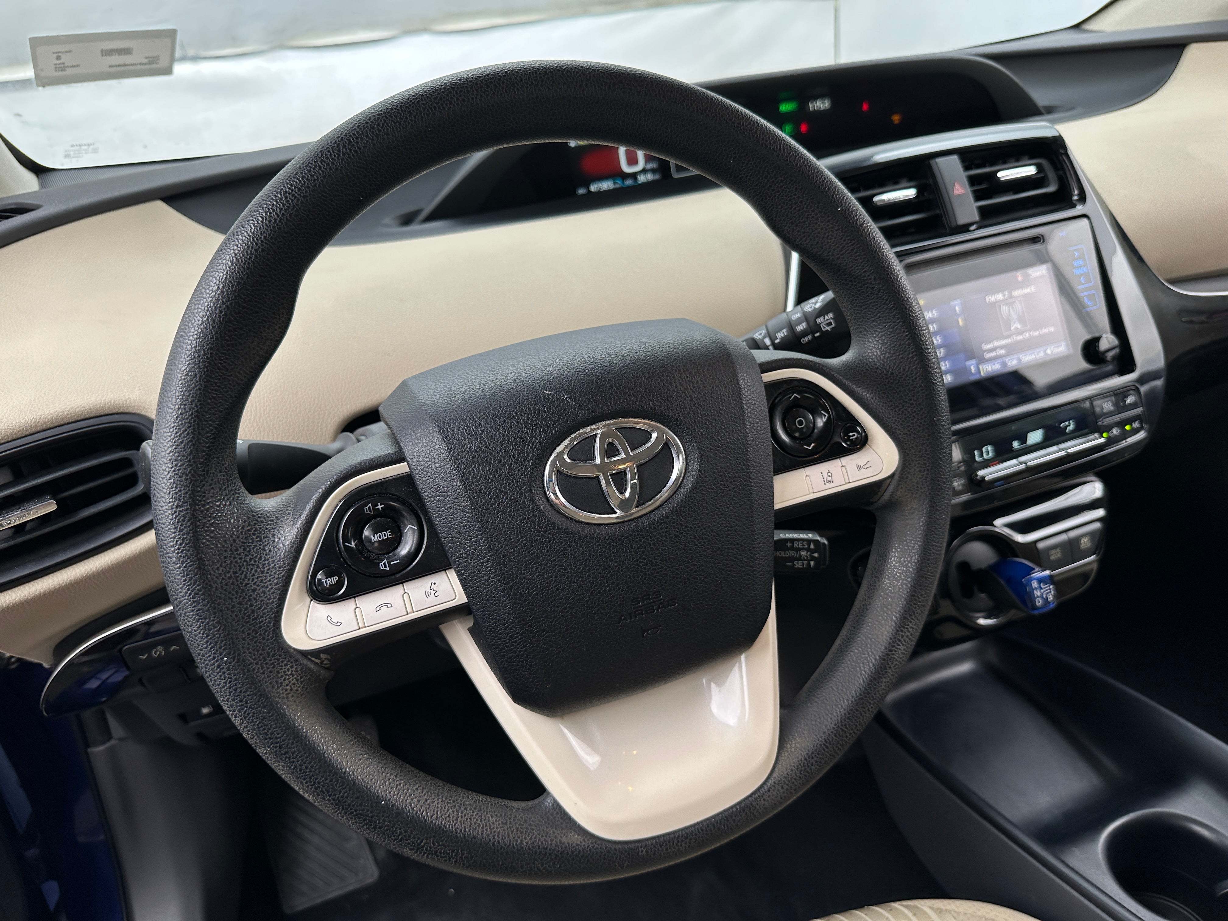 2017 Toyota Prius Two 5