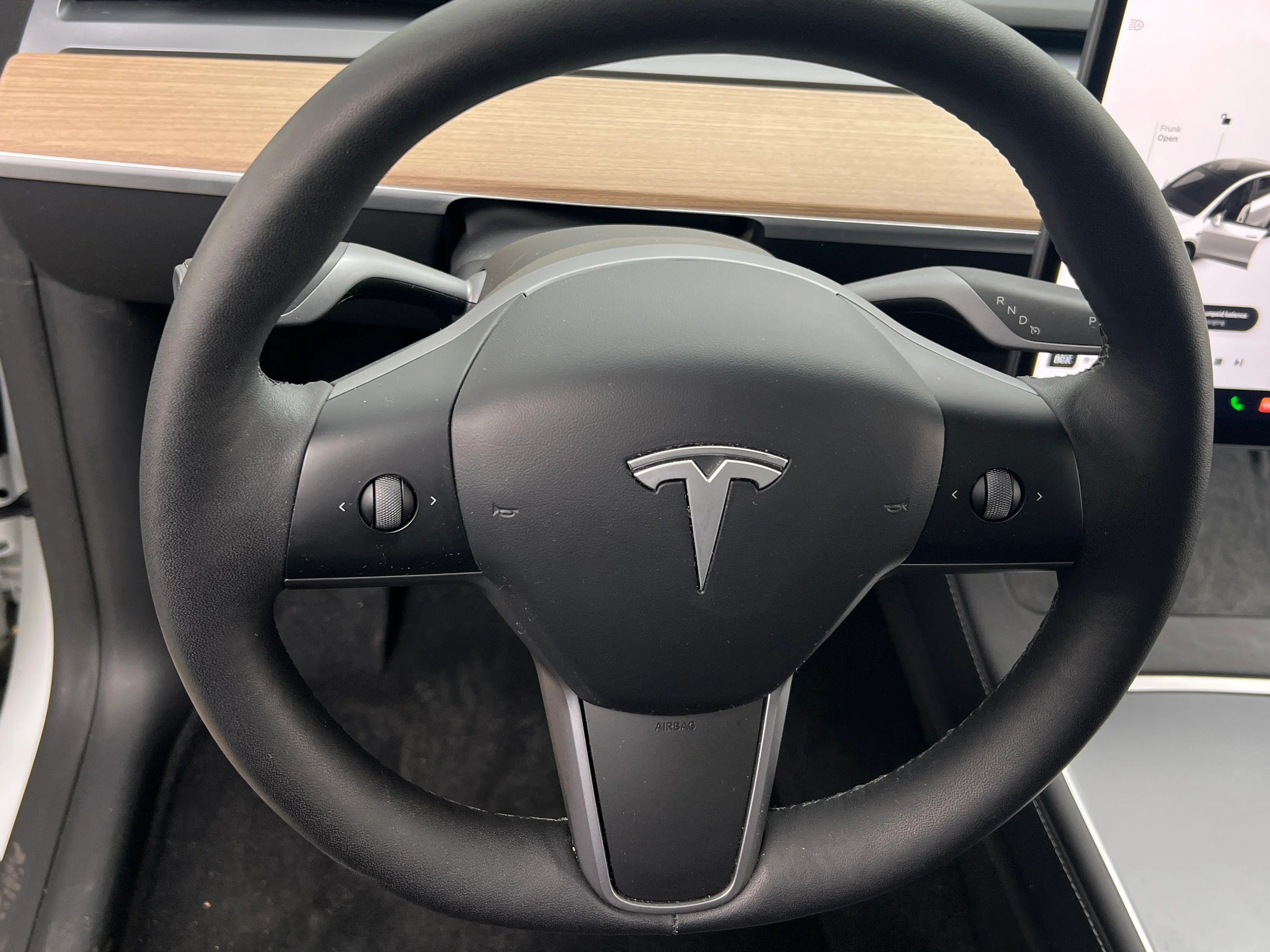 2024 Tesla Model Y Long Range 4