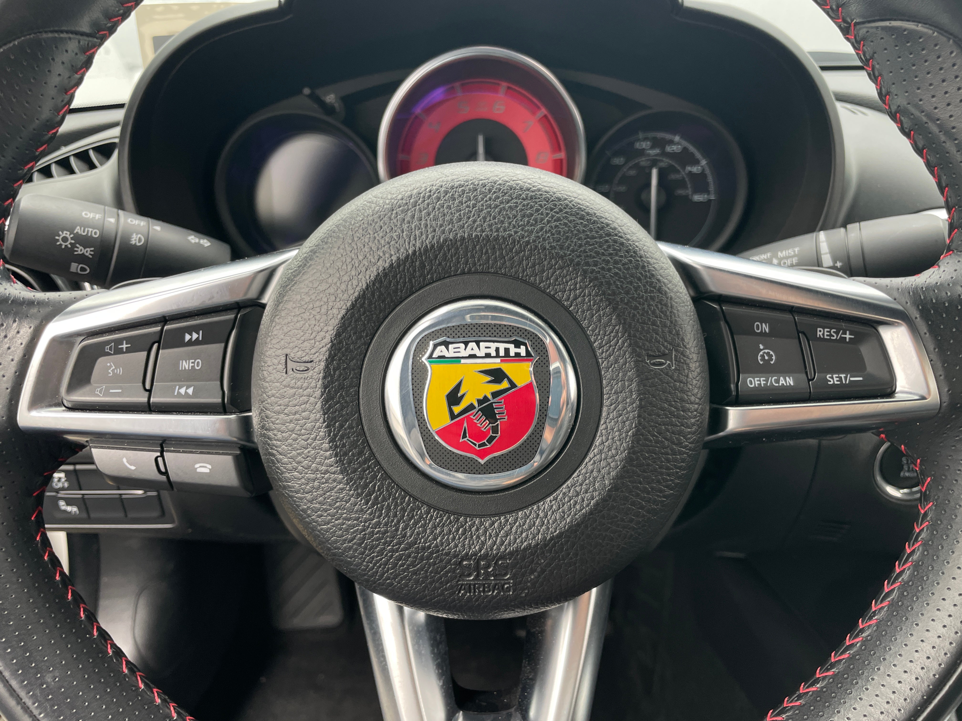 2020 Fiat 124 Spider Abarth 4