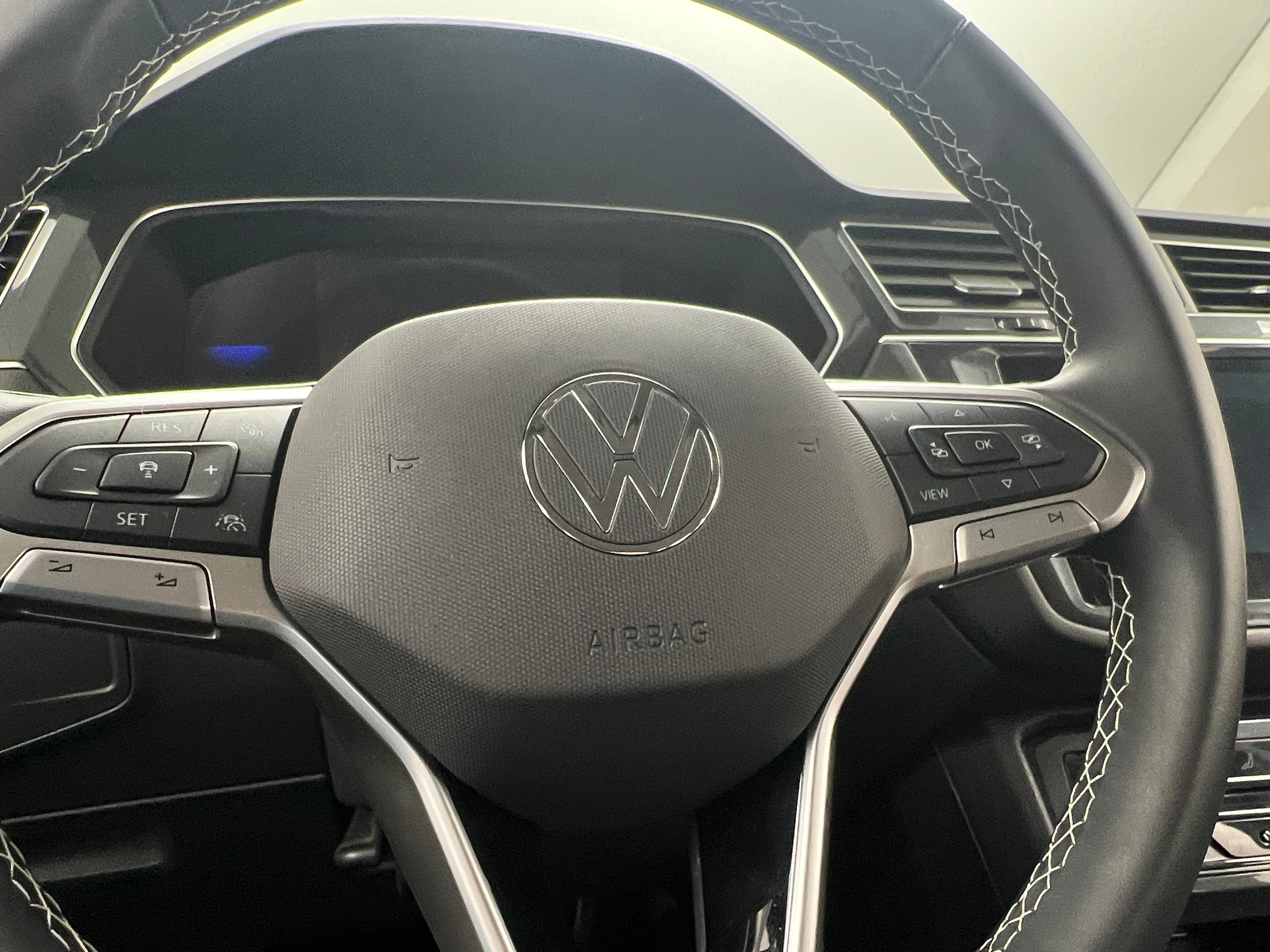 2024 Volkswagen Tiguan SE 5