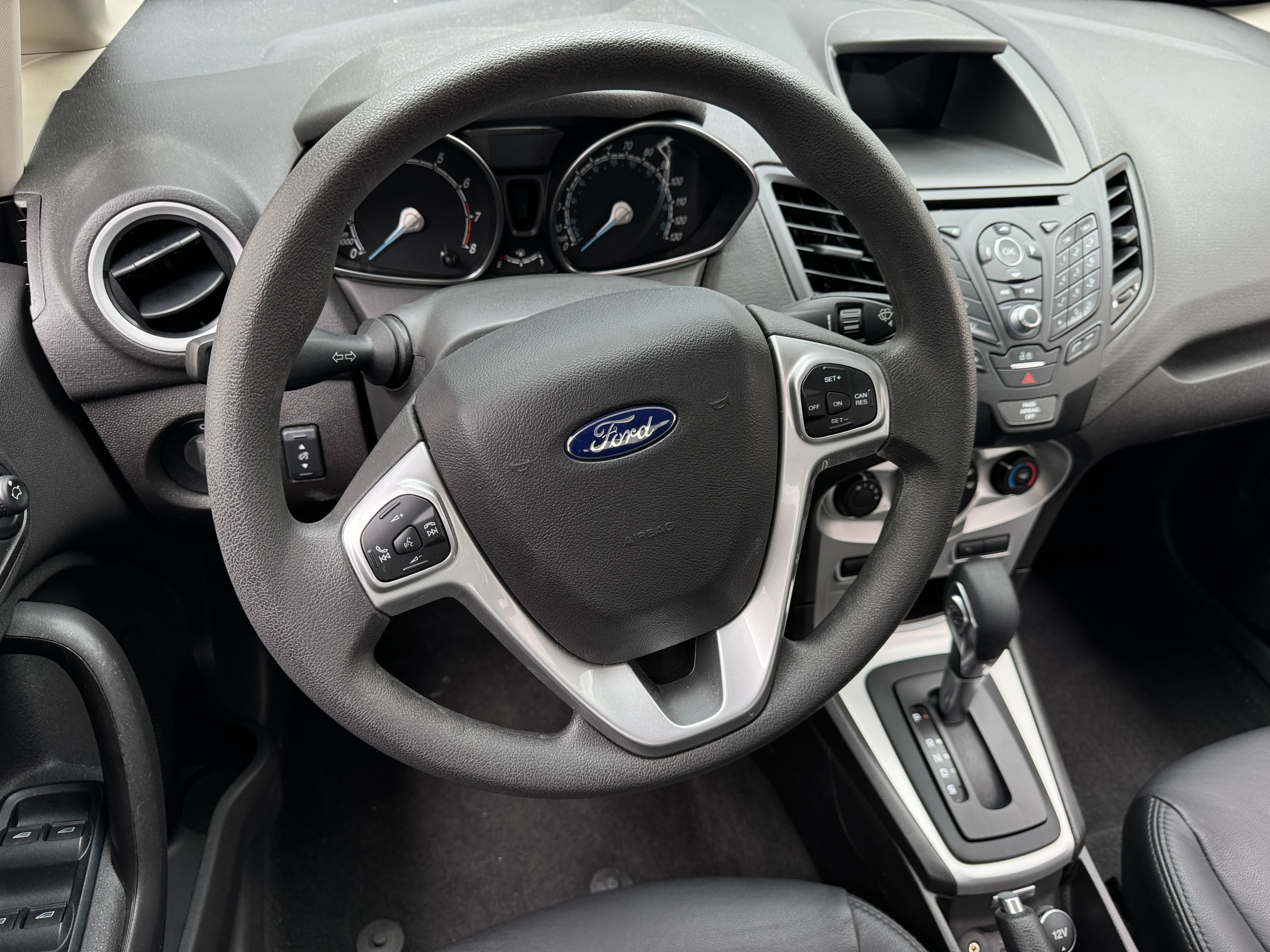 2017 Ford Fiesta SE 5