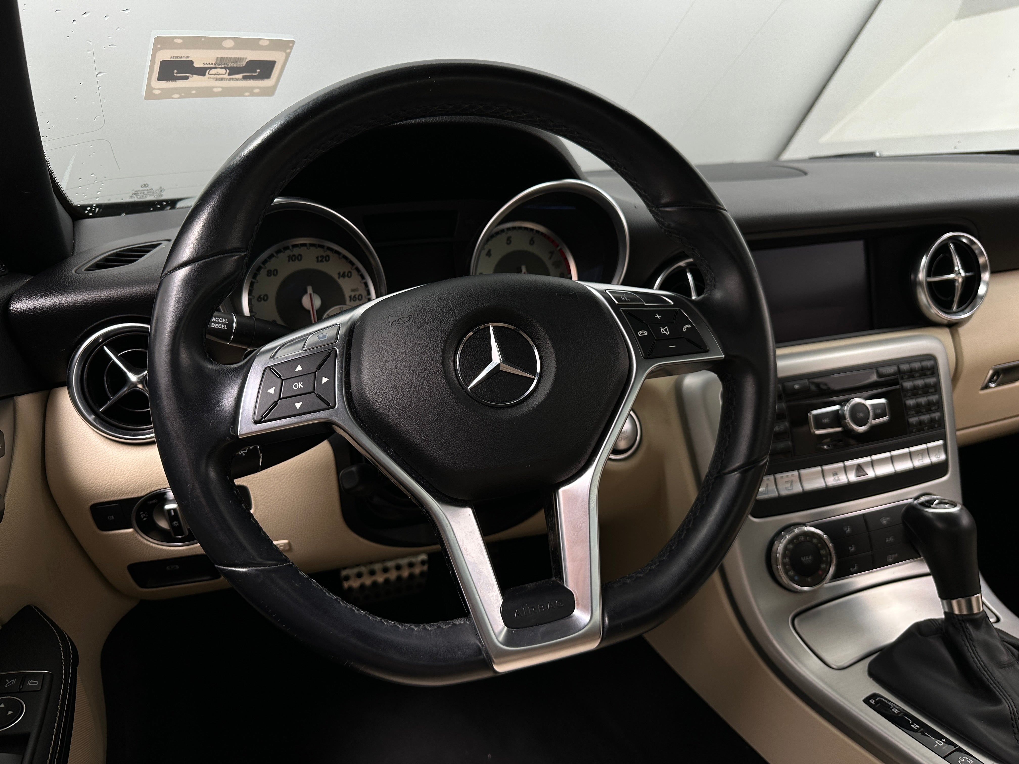 2012 Mercedes-Benz SLK 350 5