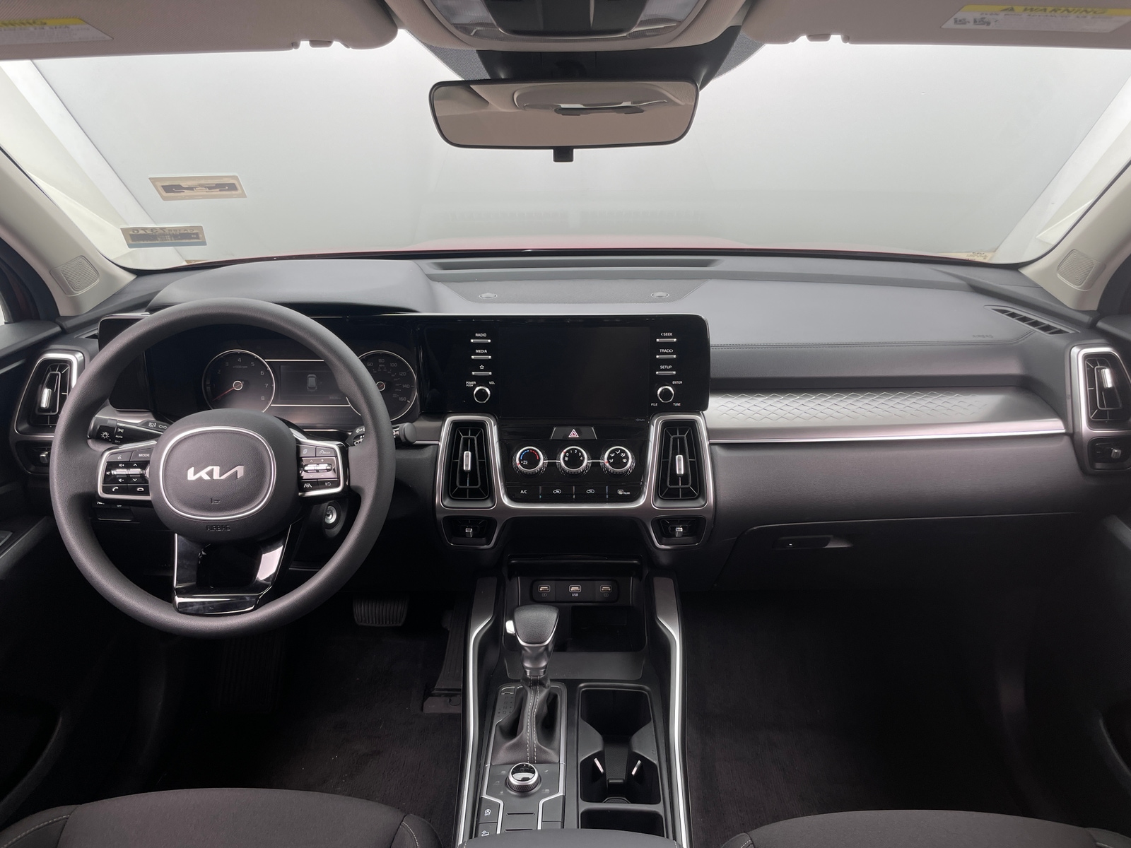 Thumbnail: 2023 Kia Sorento - 3