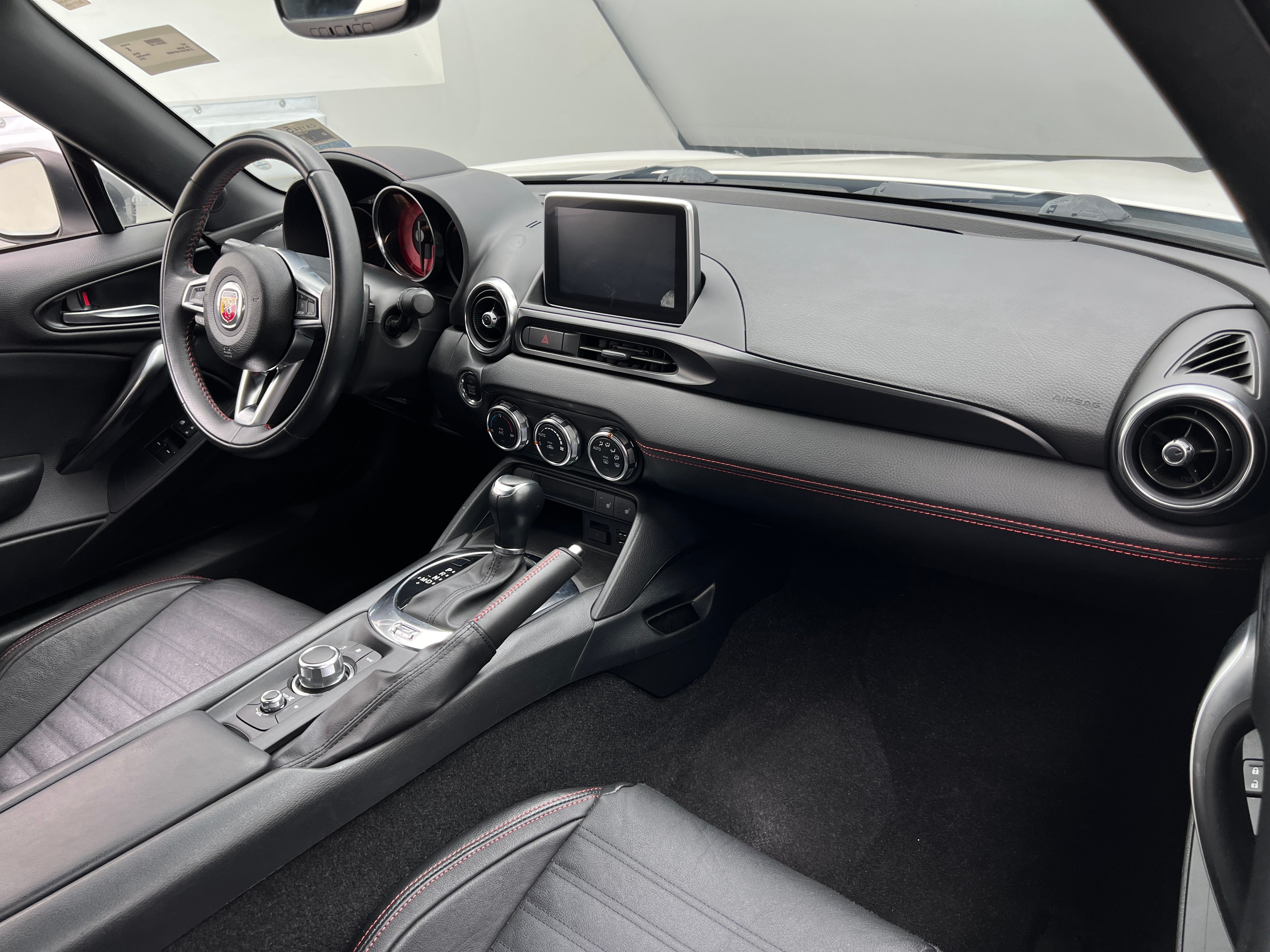 2019 Fiat 124 Spider Abarth 2