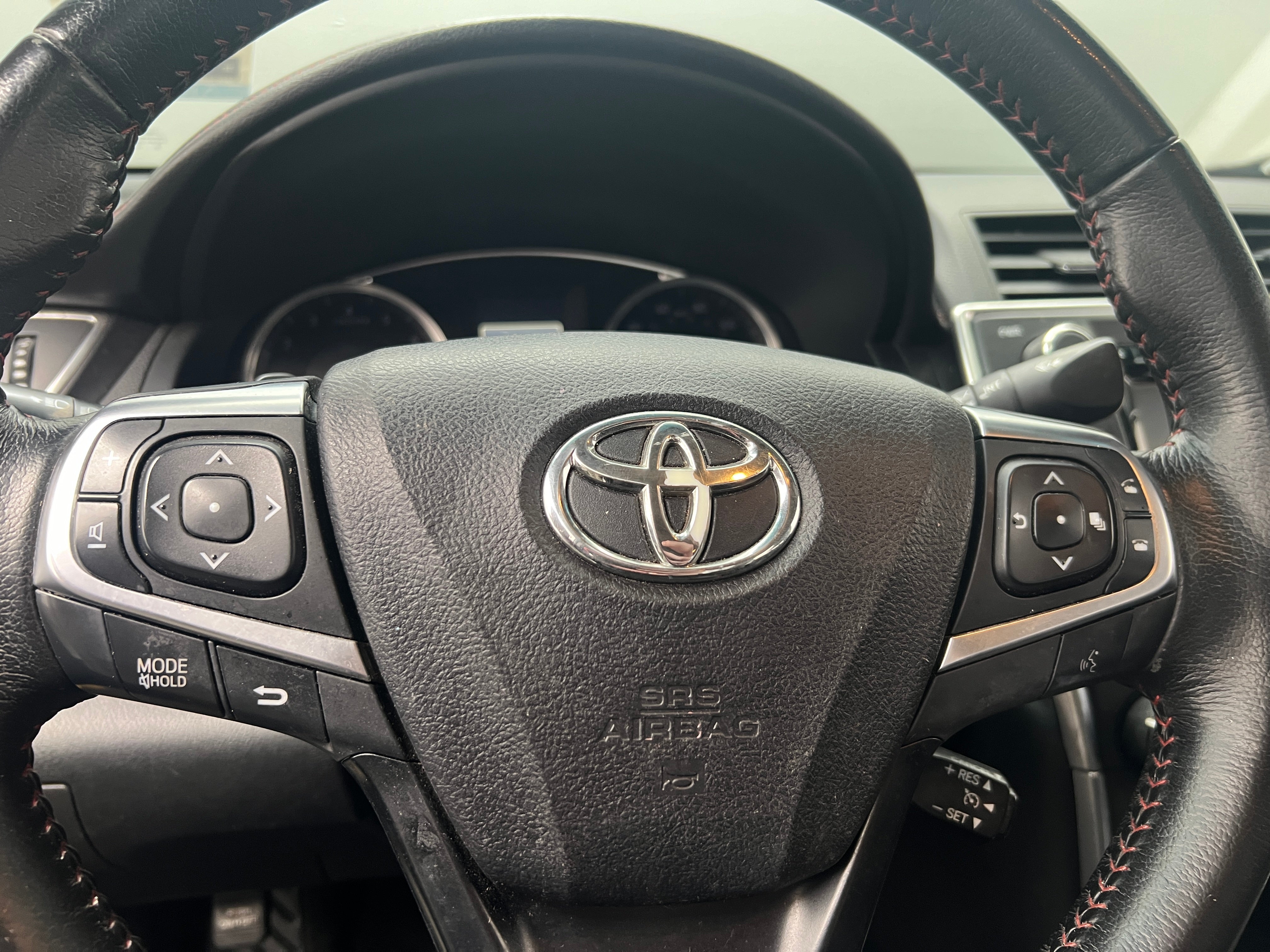 2016 Toyota Camry SE 5