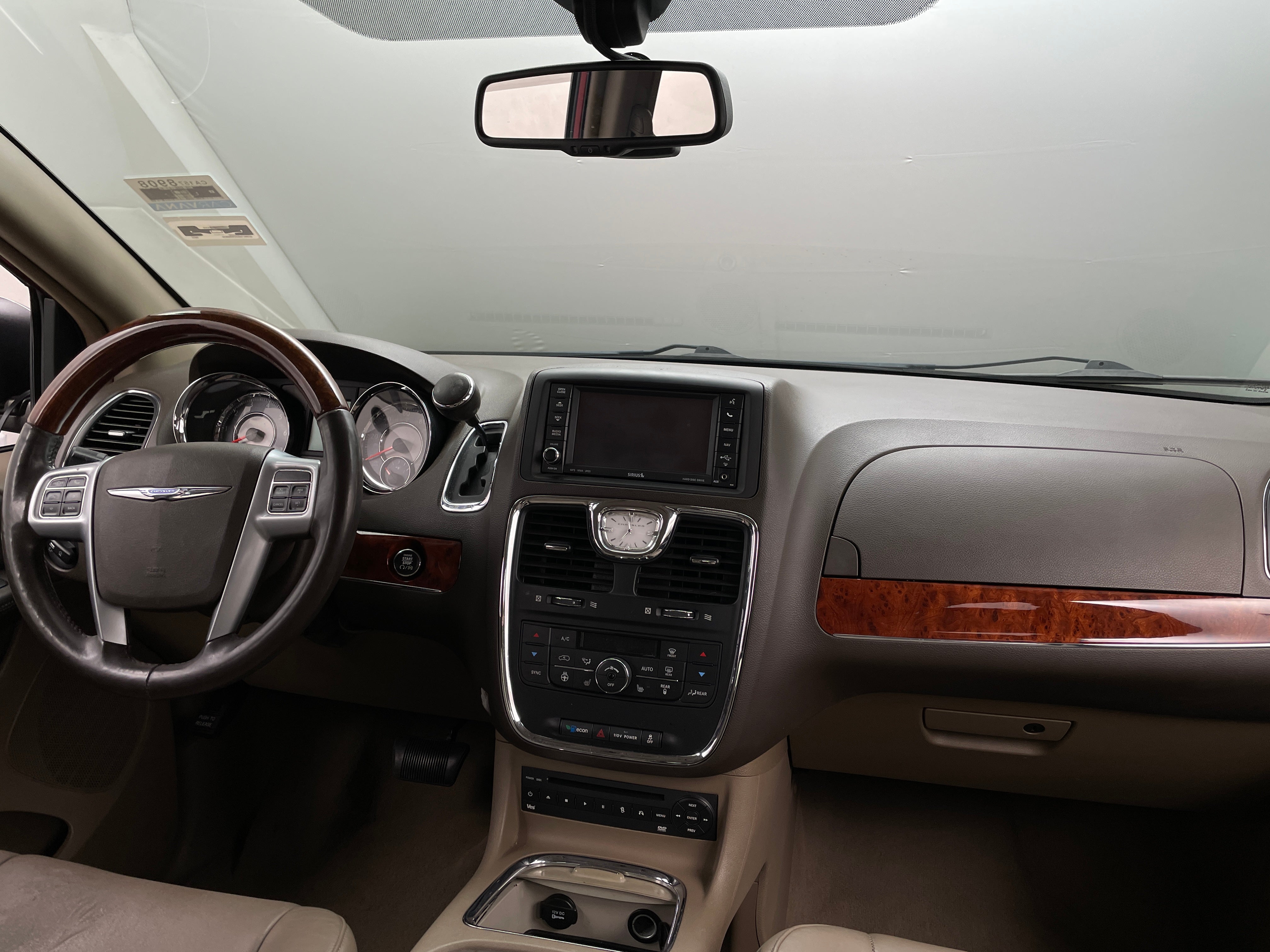 2012 Chrysler Town & Country  2