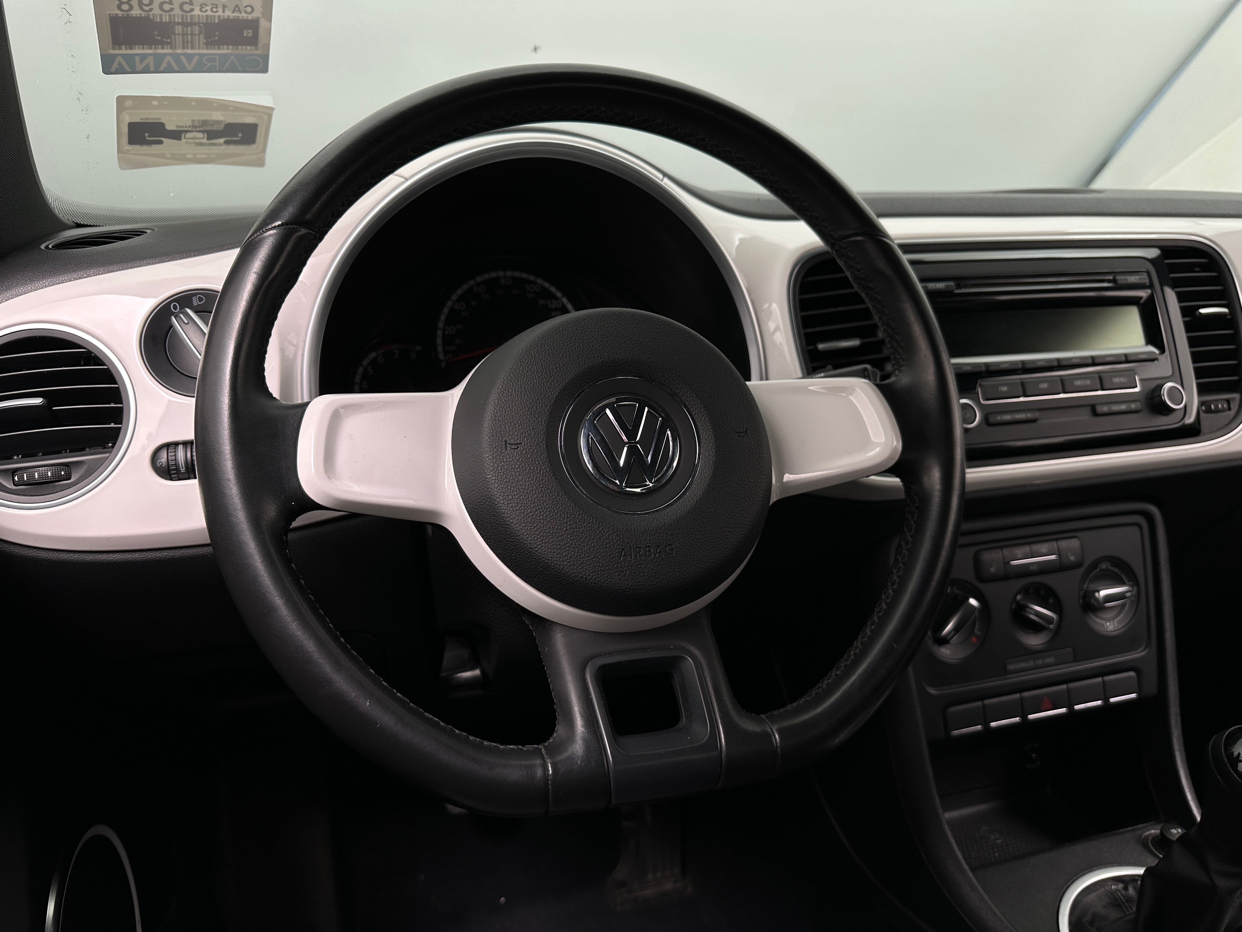 2013 Volkswagen Beetle  5