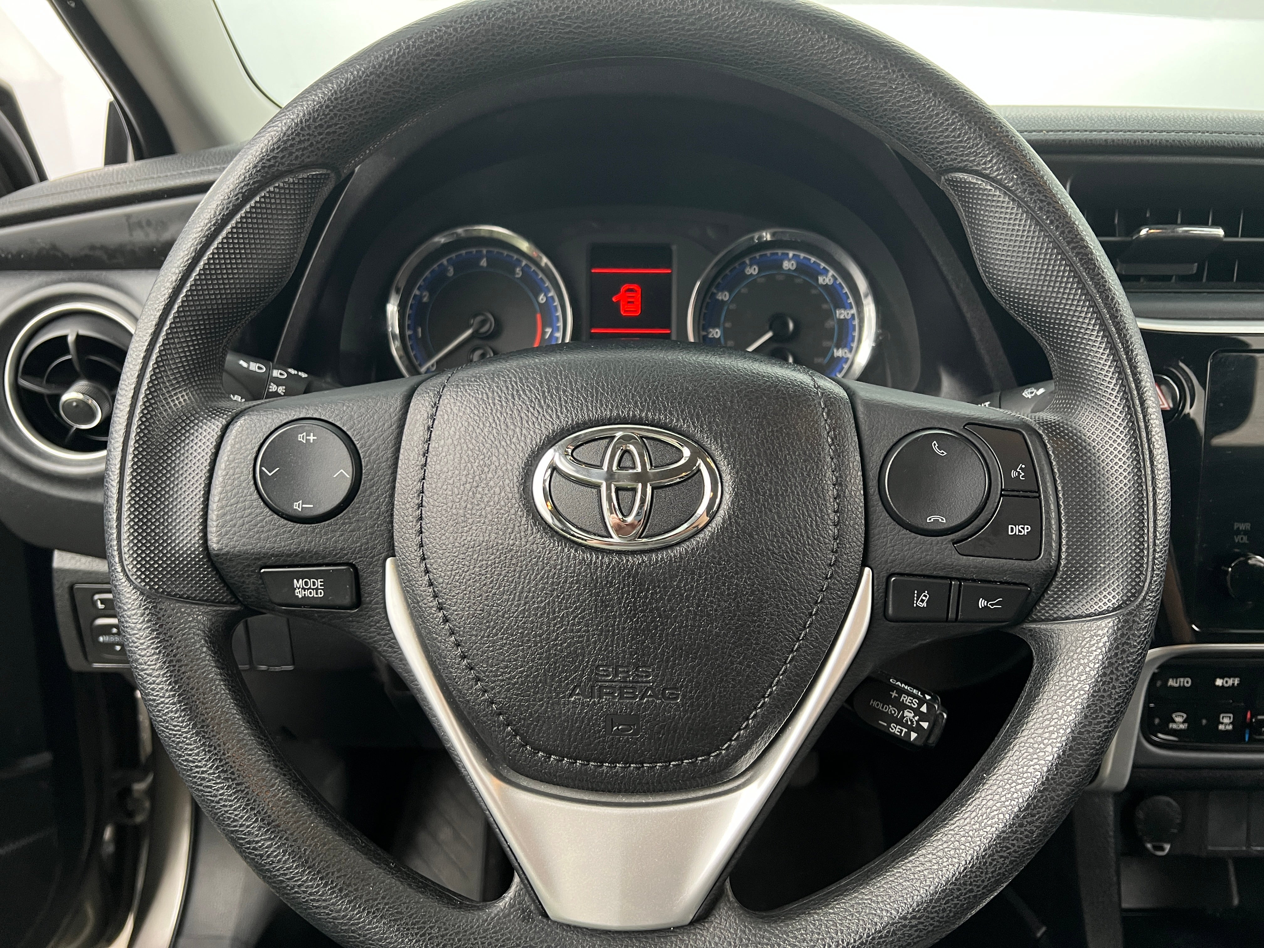 2018 Toyota Corolla LE Eco 5