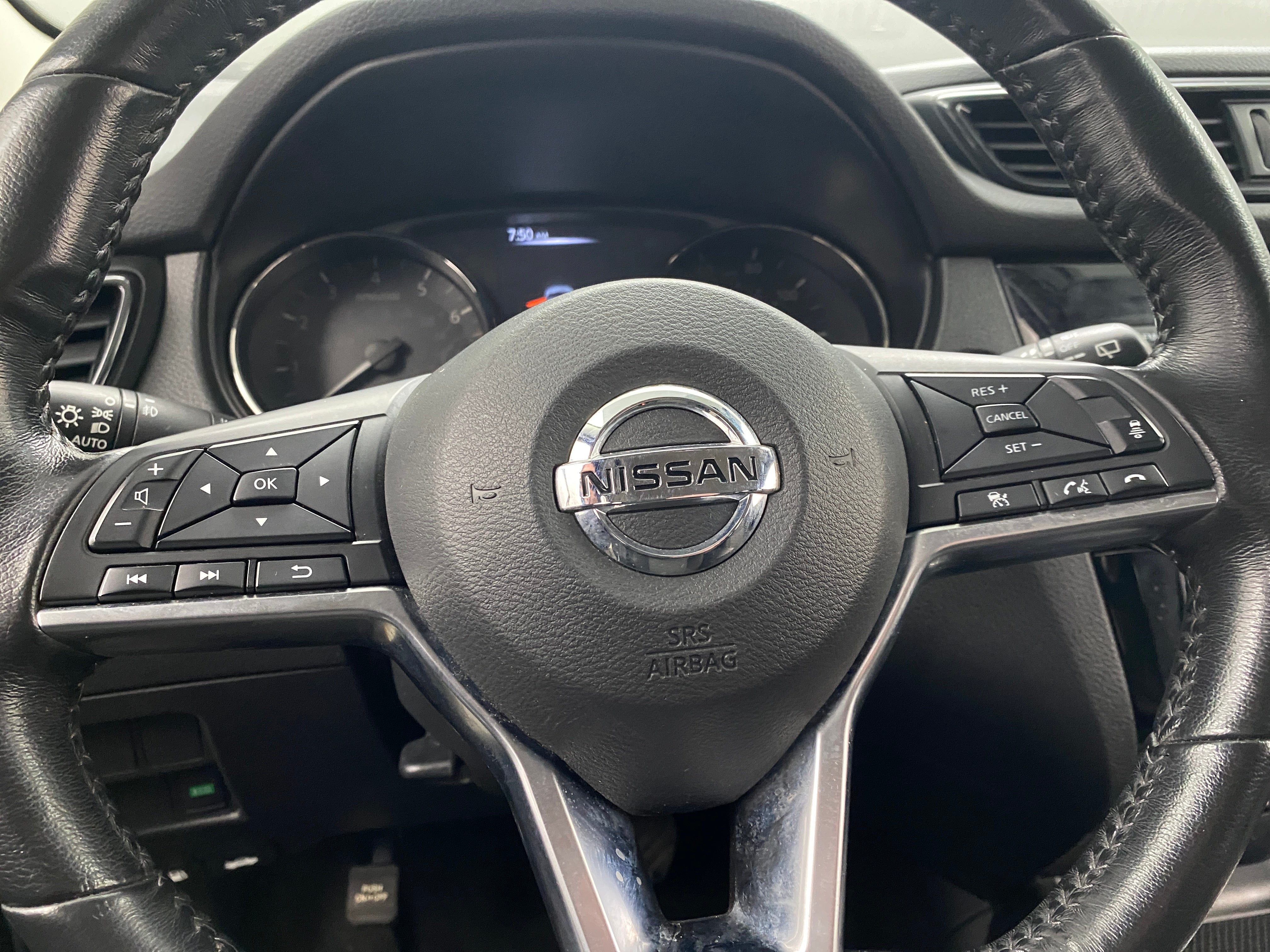 2018 Nissan Rogue Sport SV 5