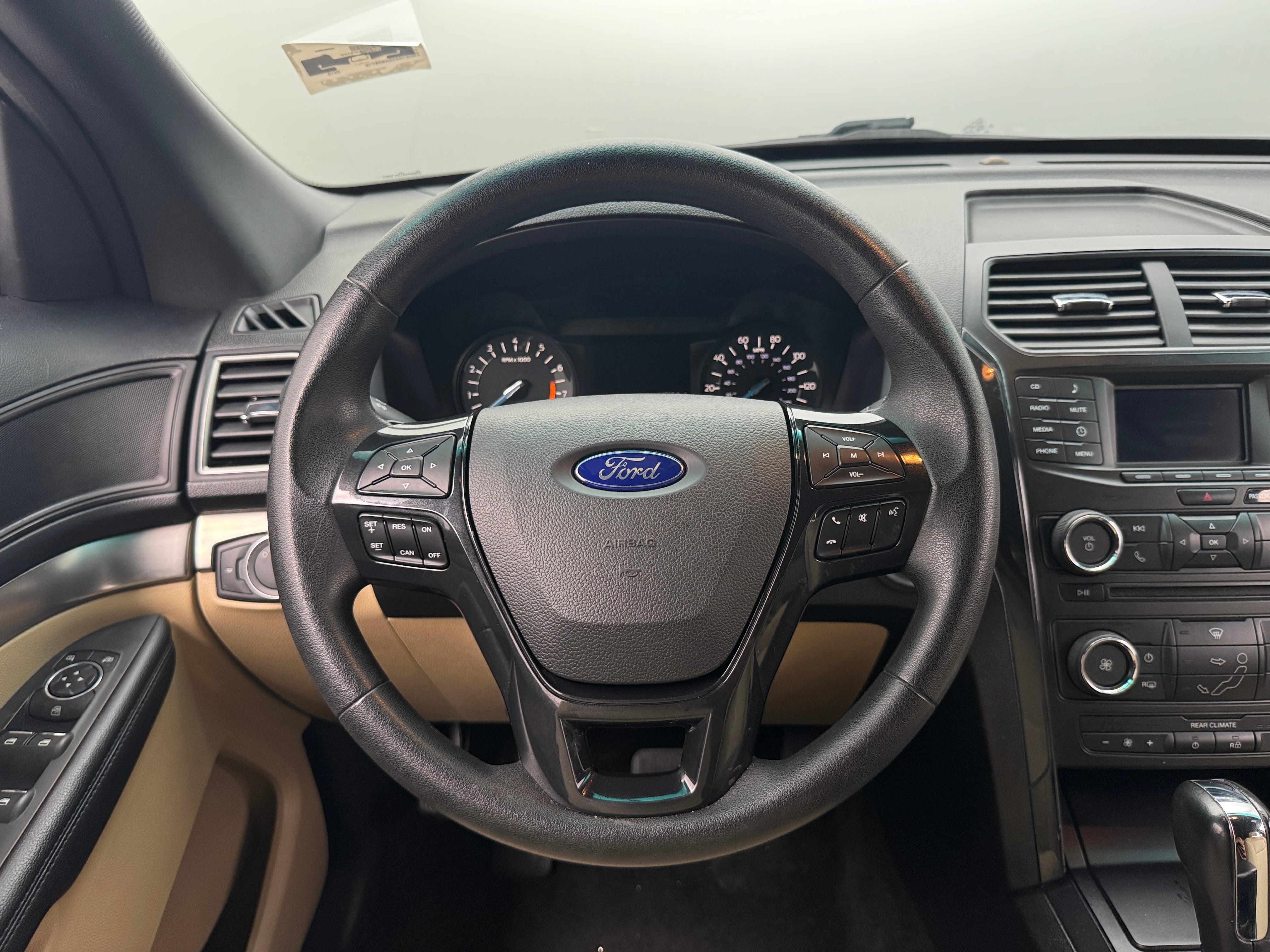 2016 Ford Explorer Base 5