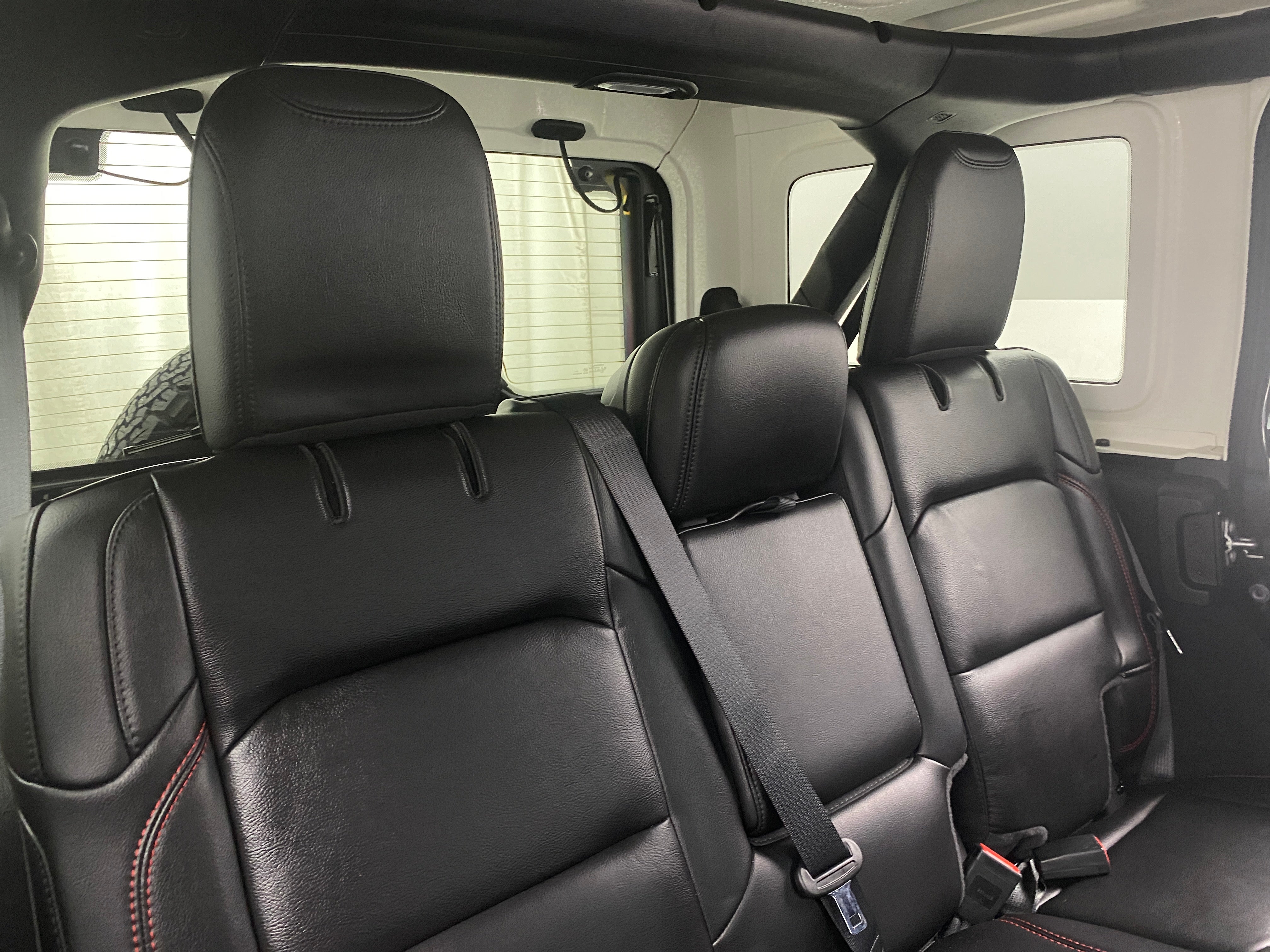 Thumbnail: 2020 Jeep Wrangler - 5