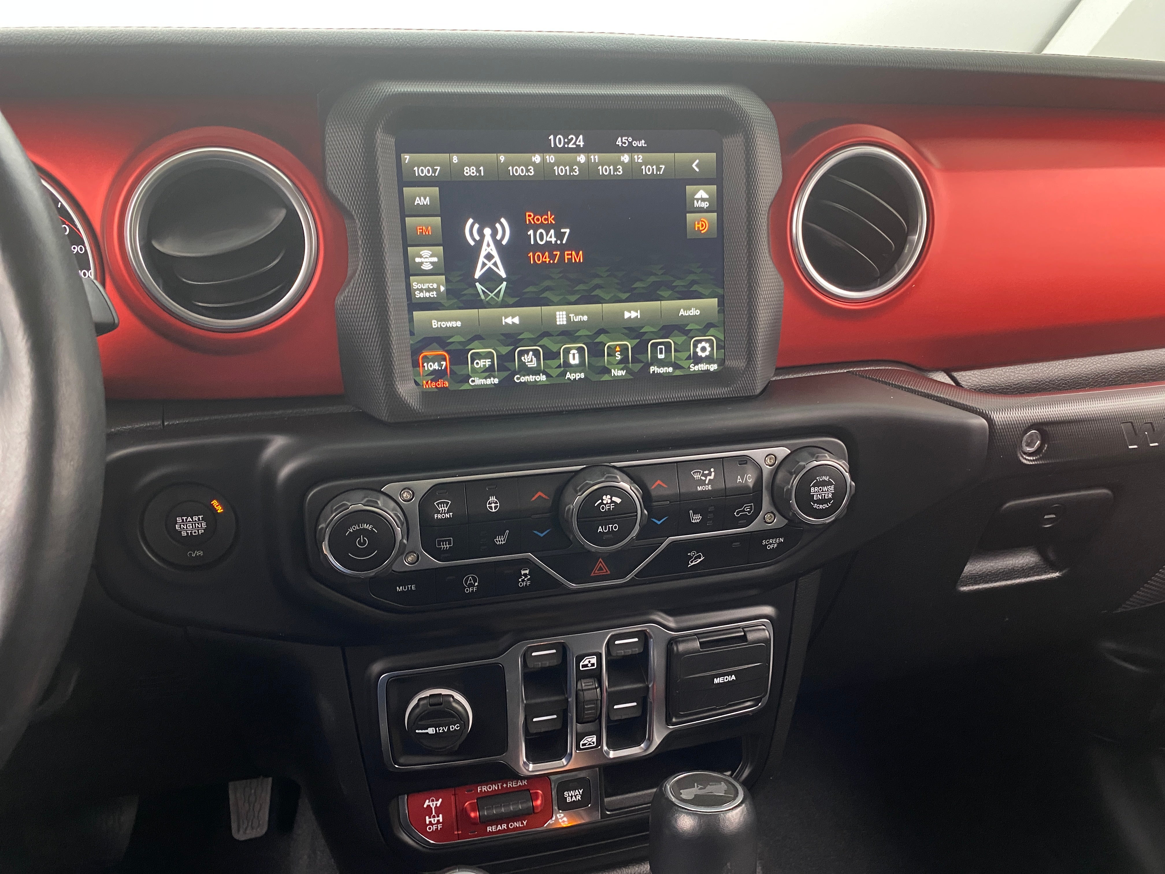 Thumbnail: 2020 Jeep Wrangler - 3