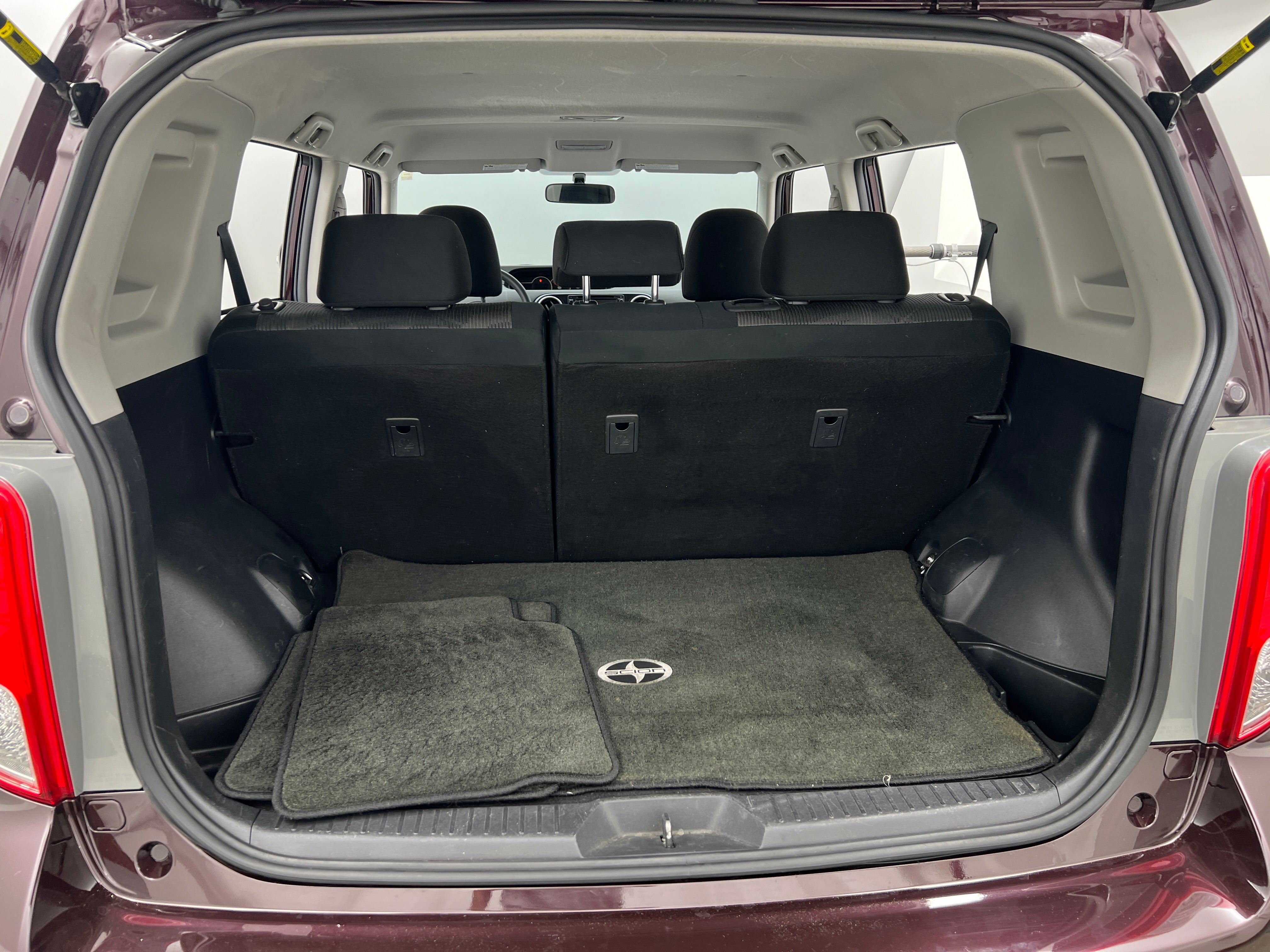 2014 Scion xB Base 7