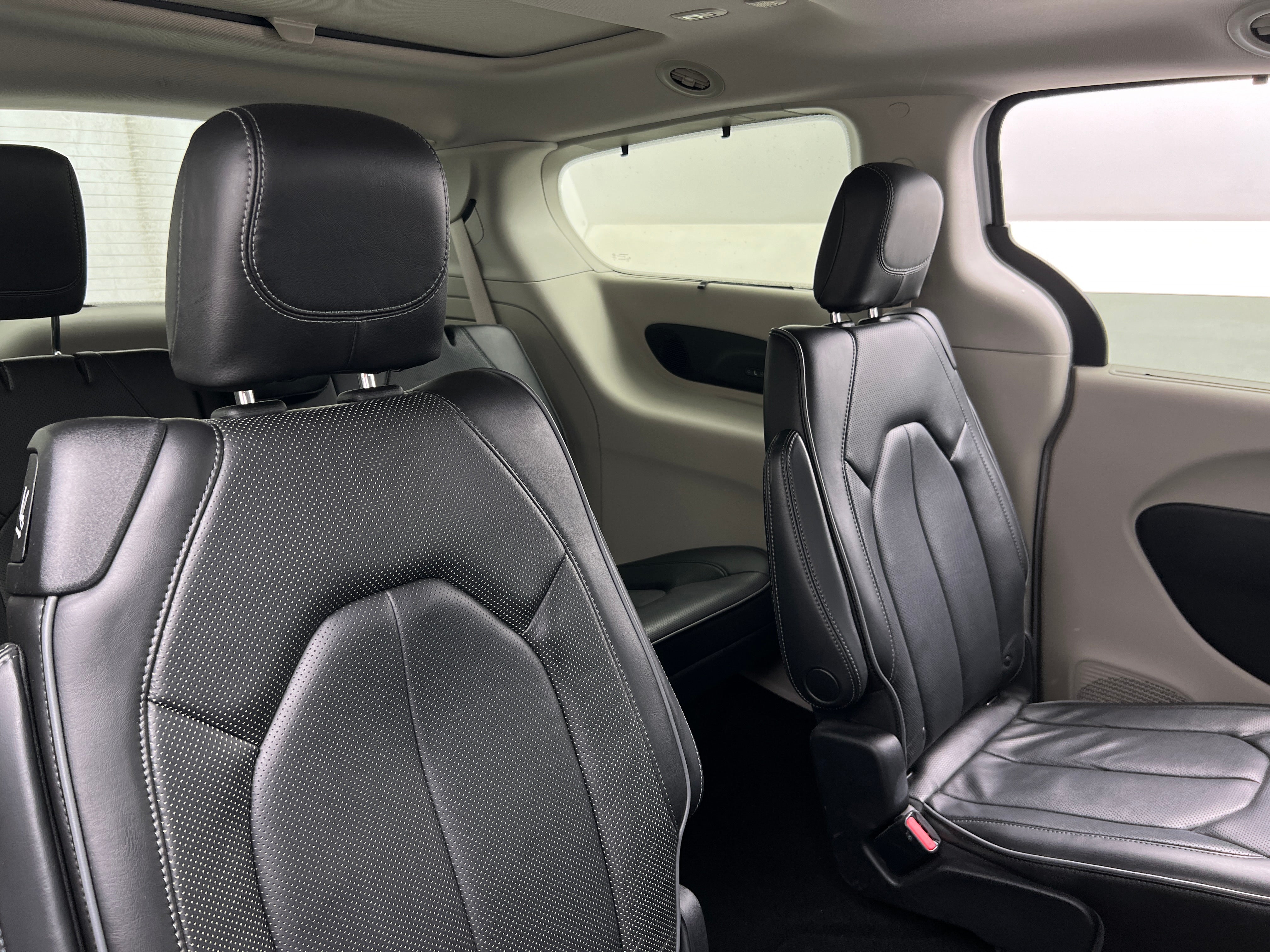 2019 Chrysler Pacifica Limited 6