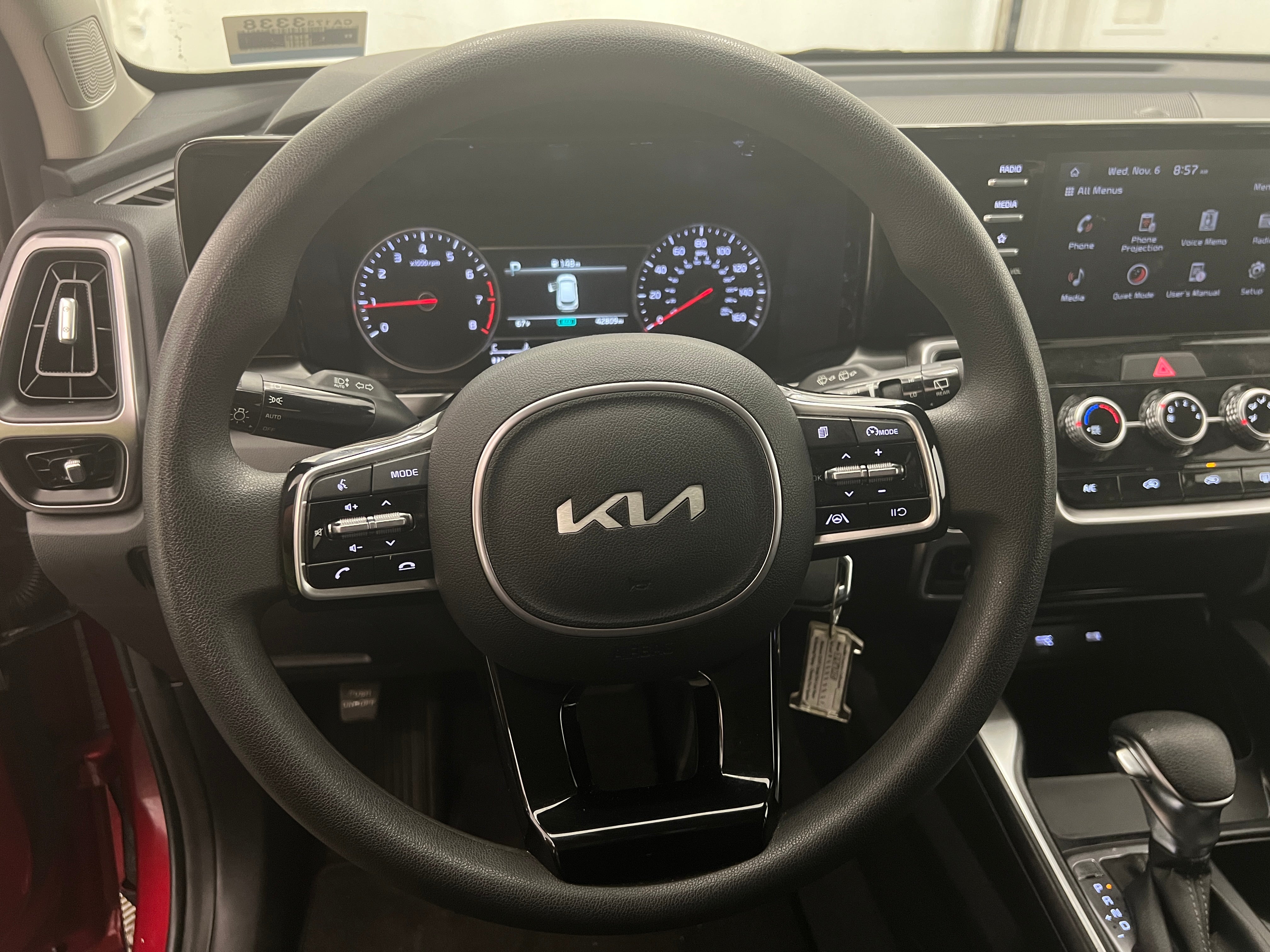 2023 Kia Sorento LX 5