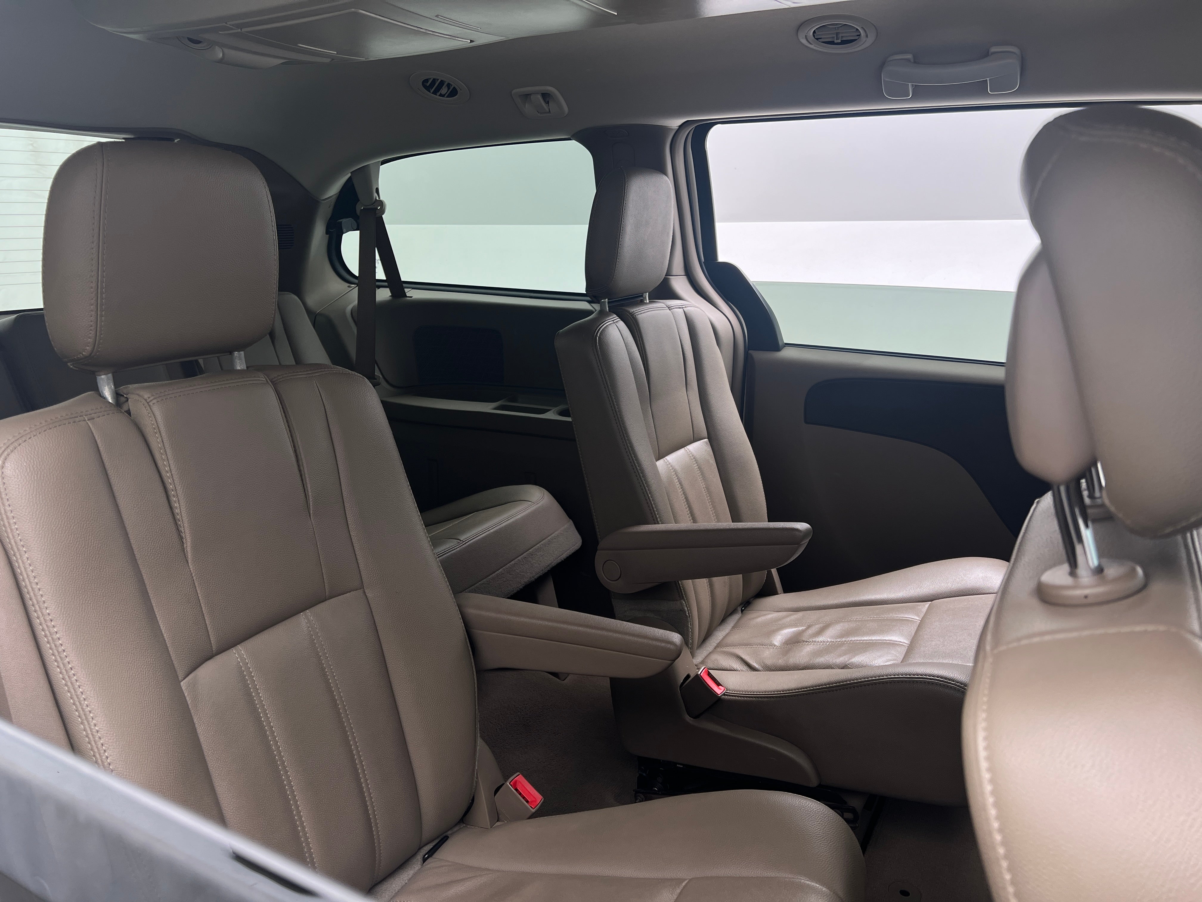 2015 Chrysler Town & Country Touring 6