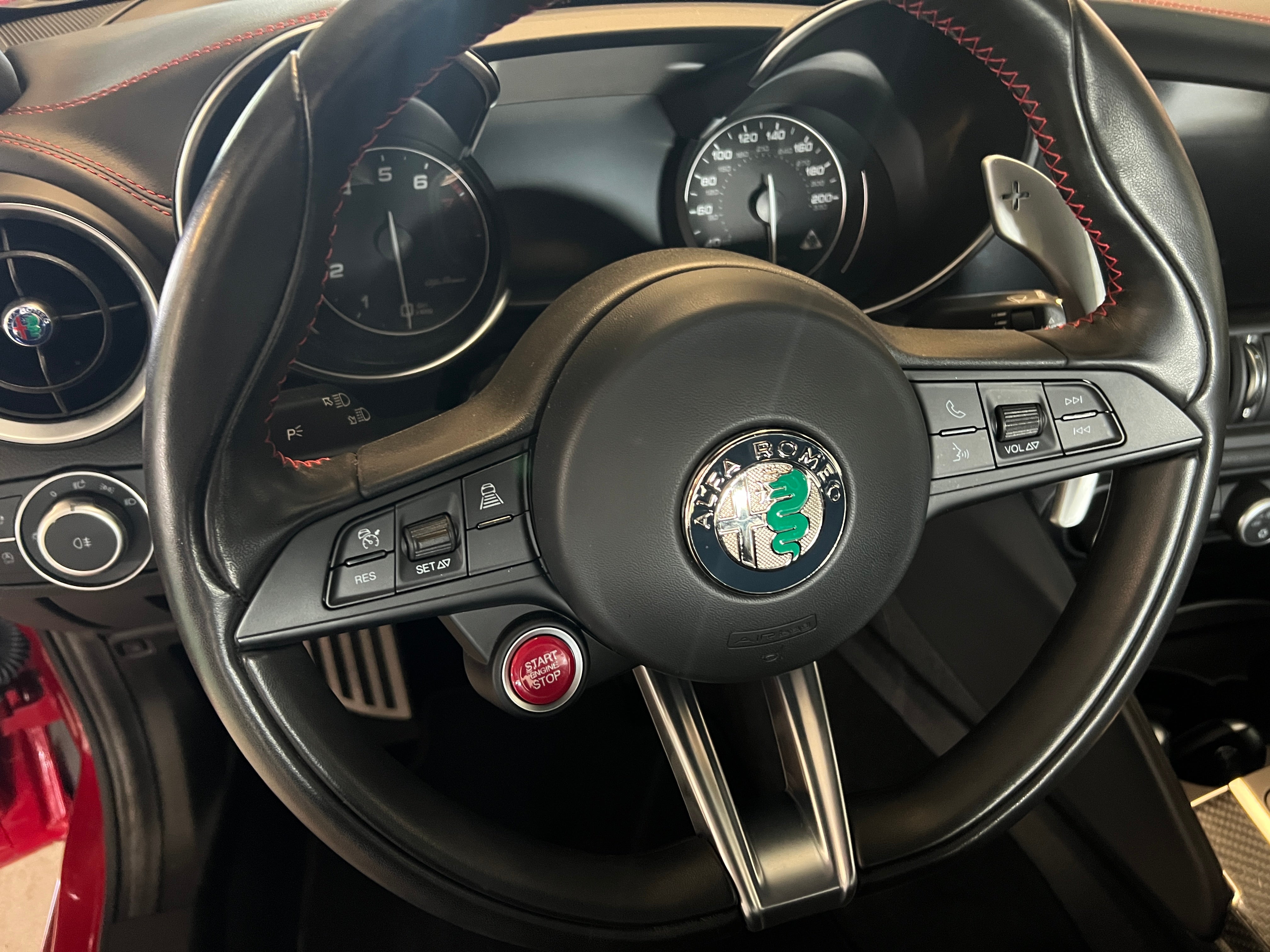 2017 Alfa Romeo Giulia Quadrifoglio 4