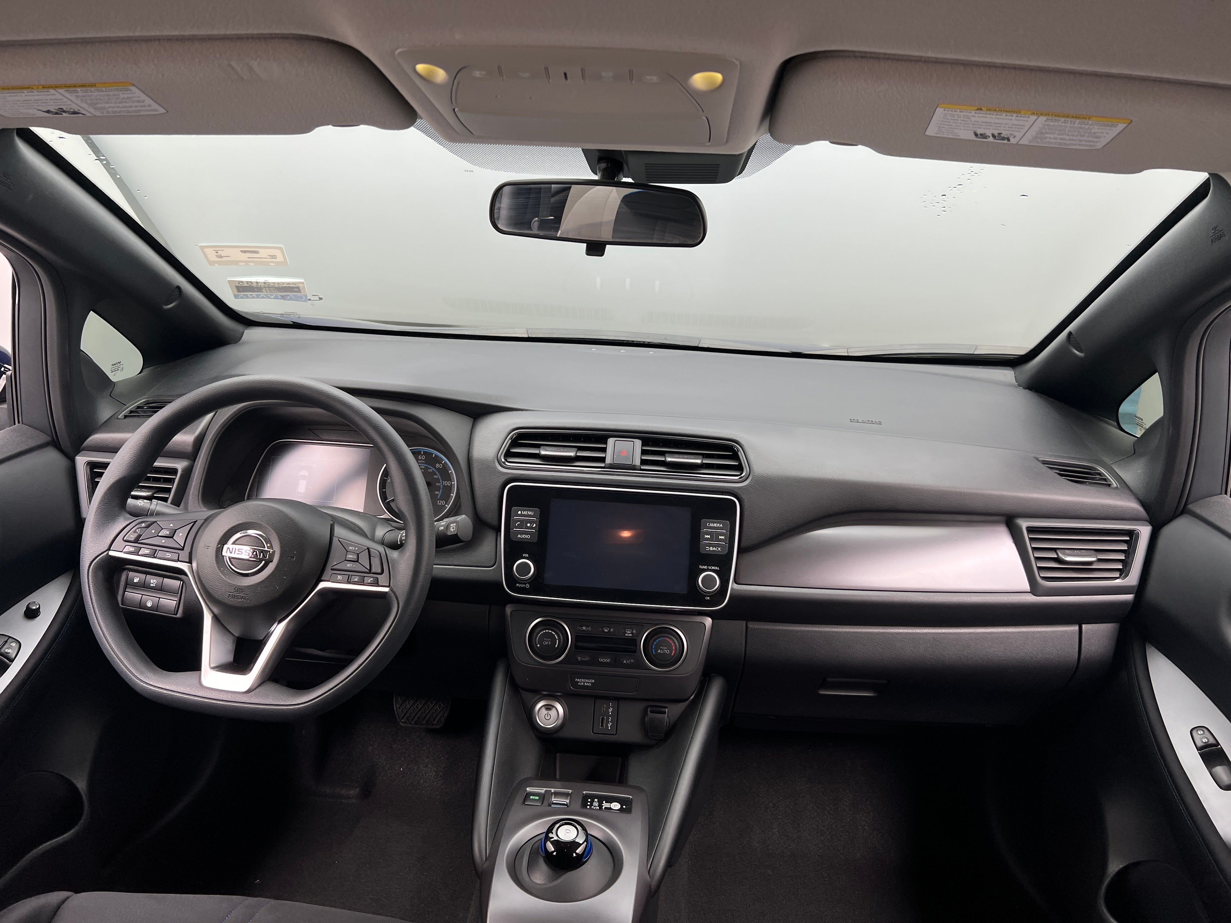 2021 Nissan Leaf S 3